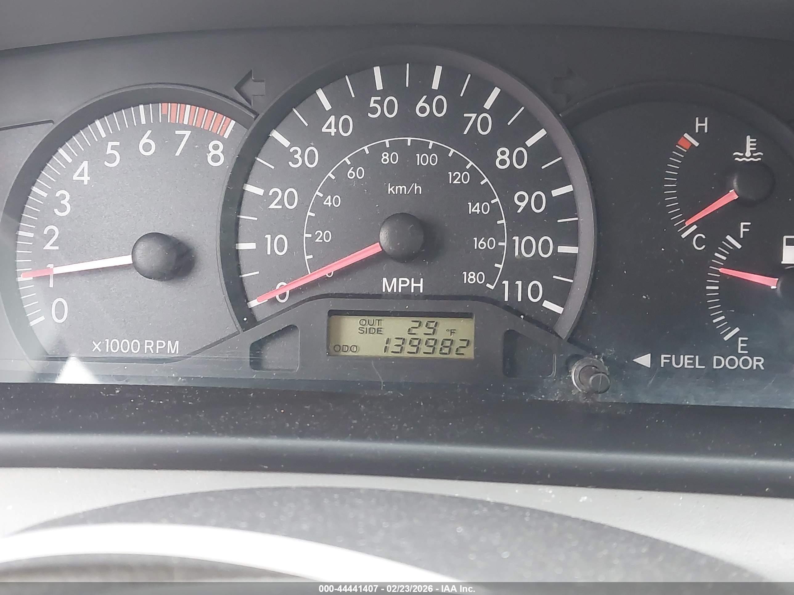 TOYOTA COROLLA image 7