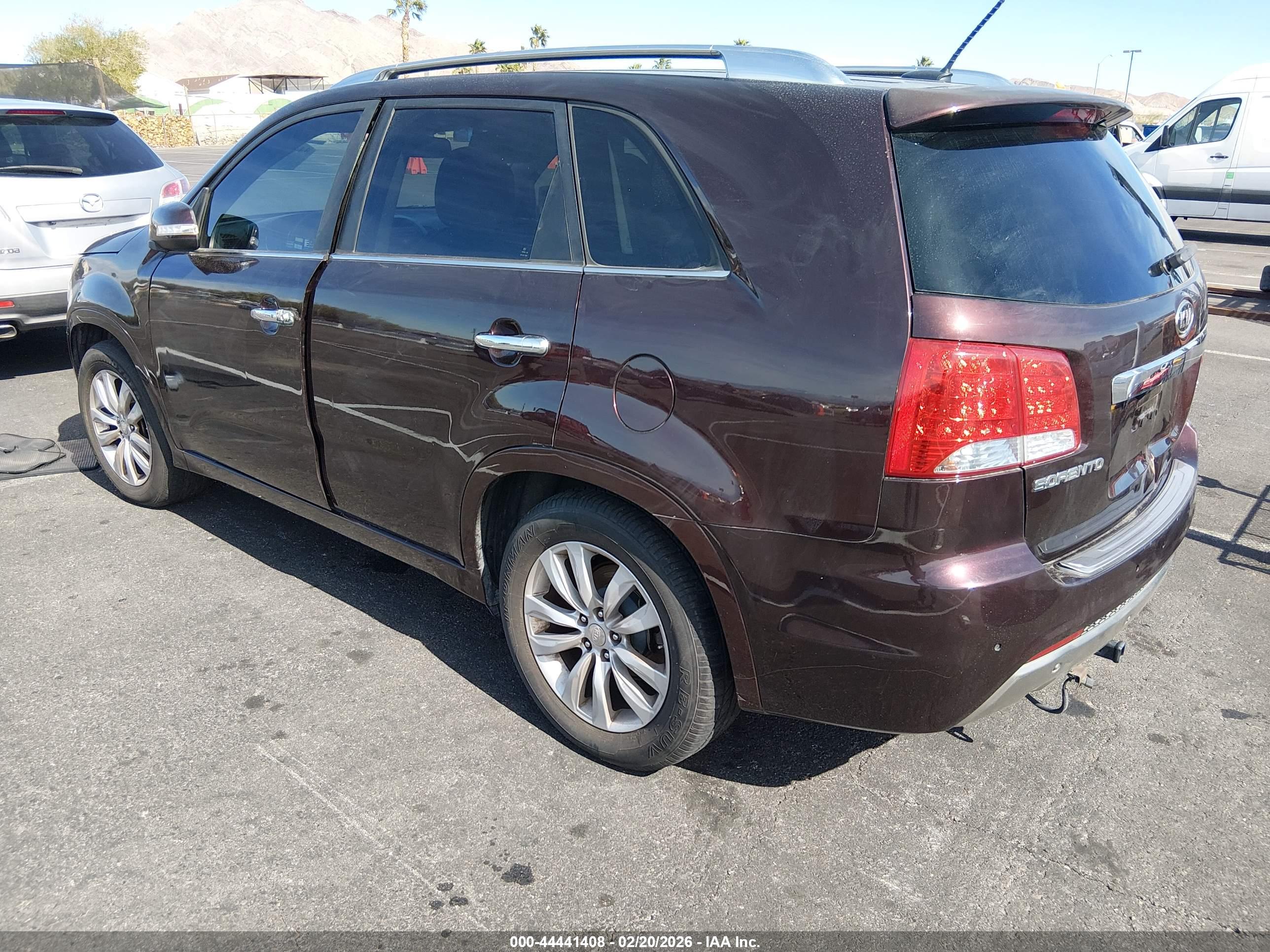 KIA SORENTO image 3