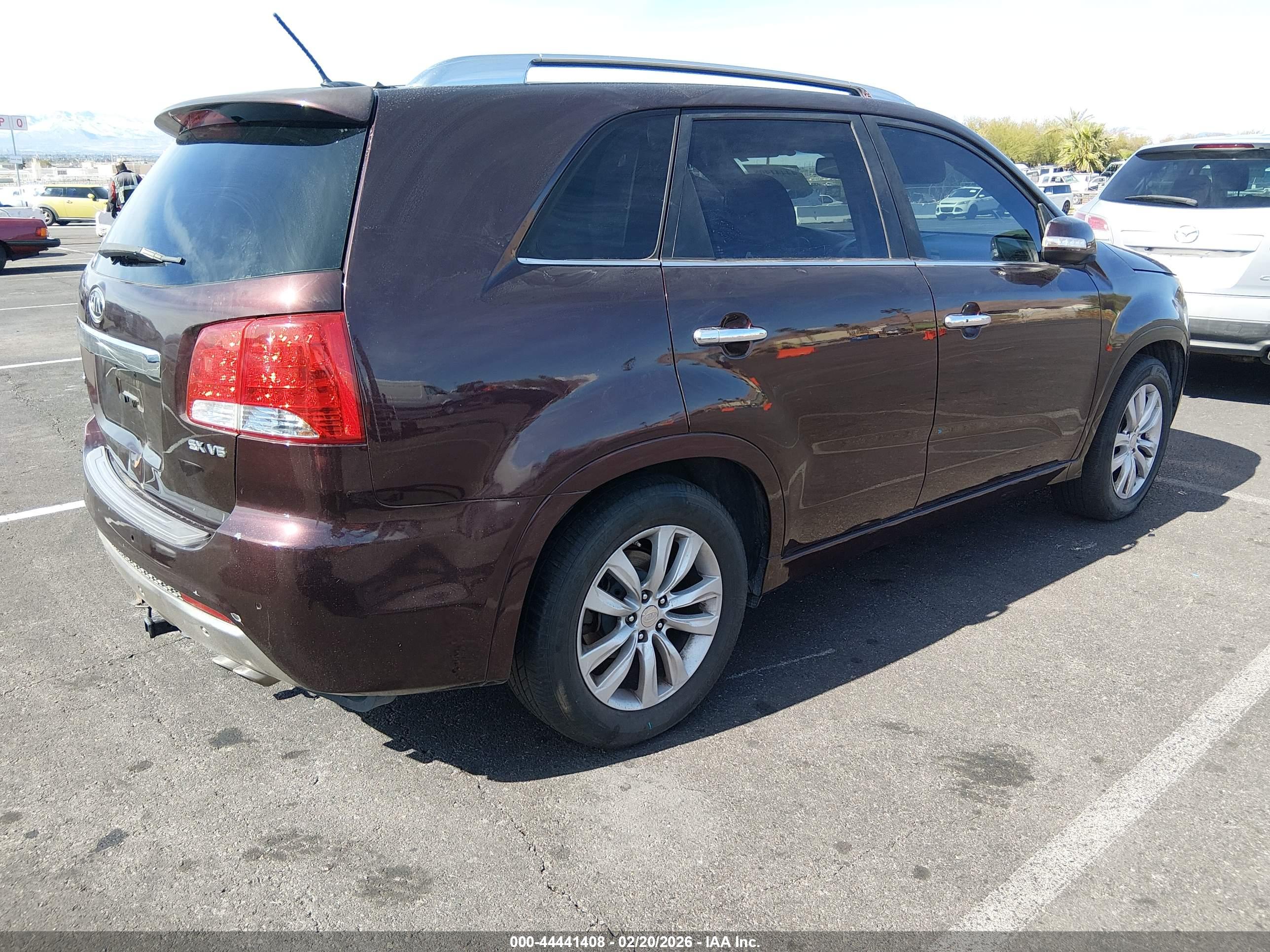 KIA SORENTO image 4
