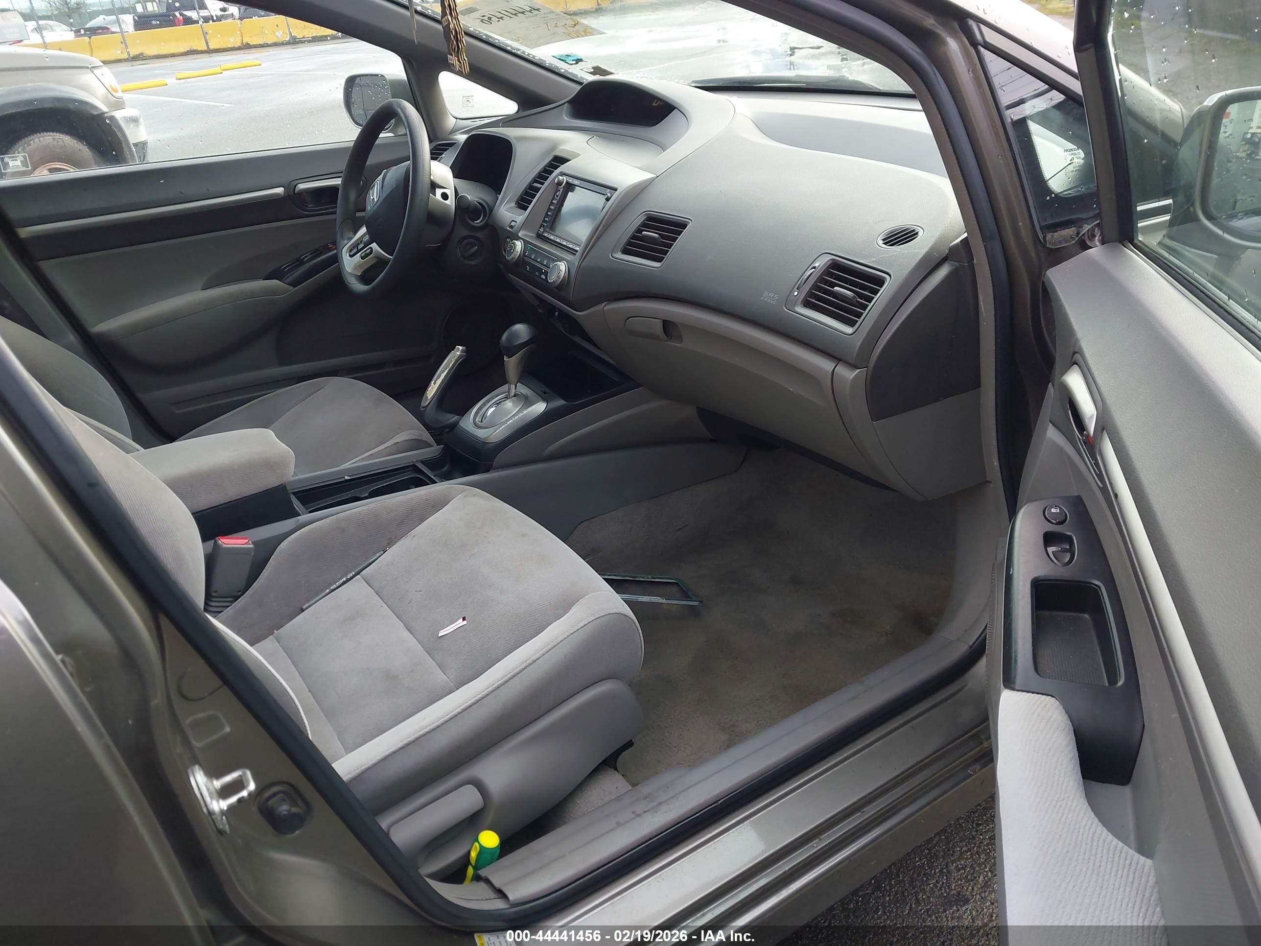 HONDA CIVIC image 5