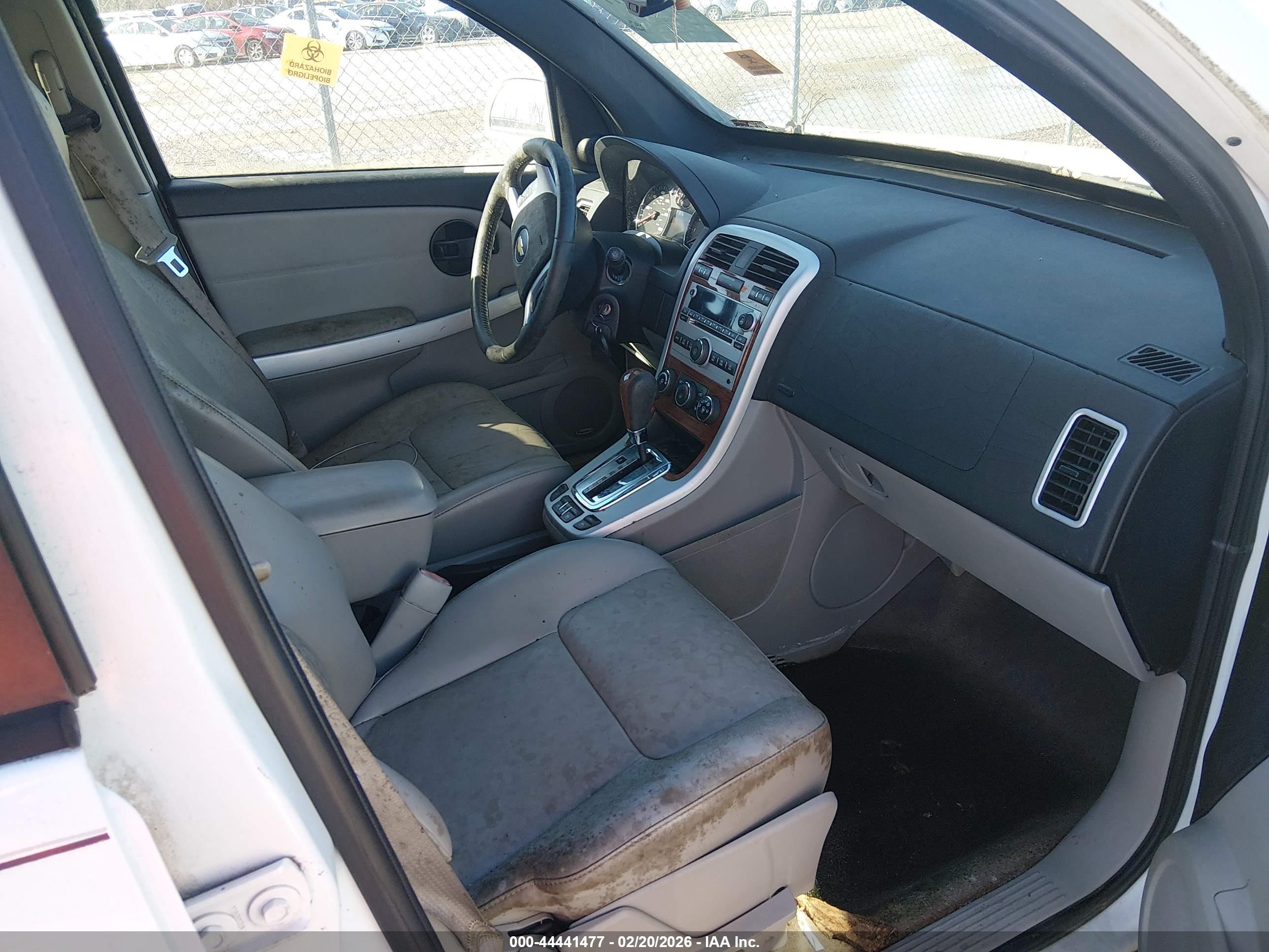 CHEVROLET EQUINOX image 5