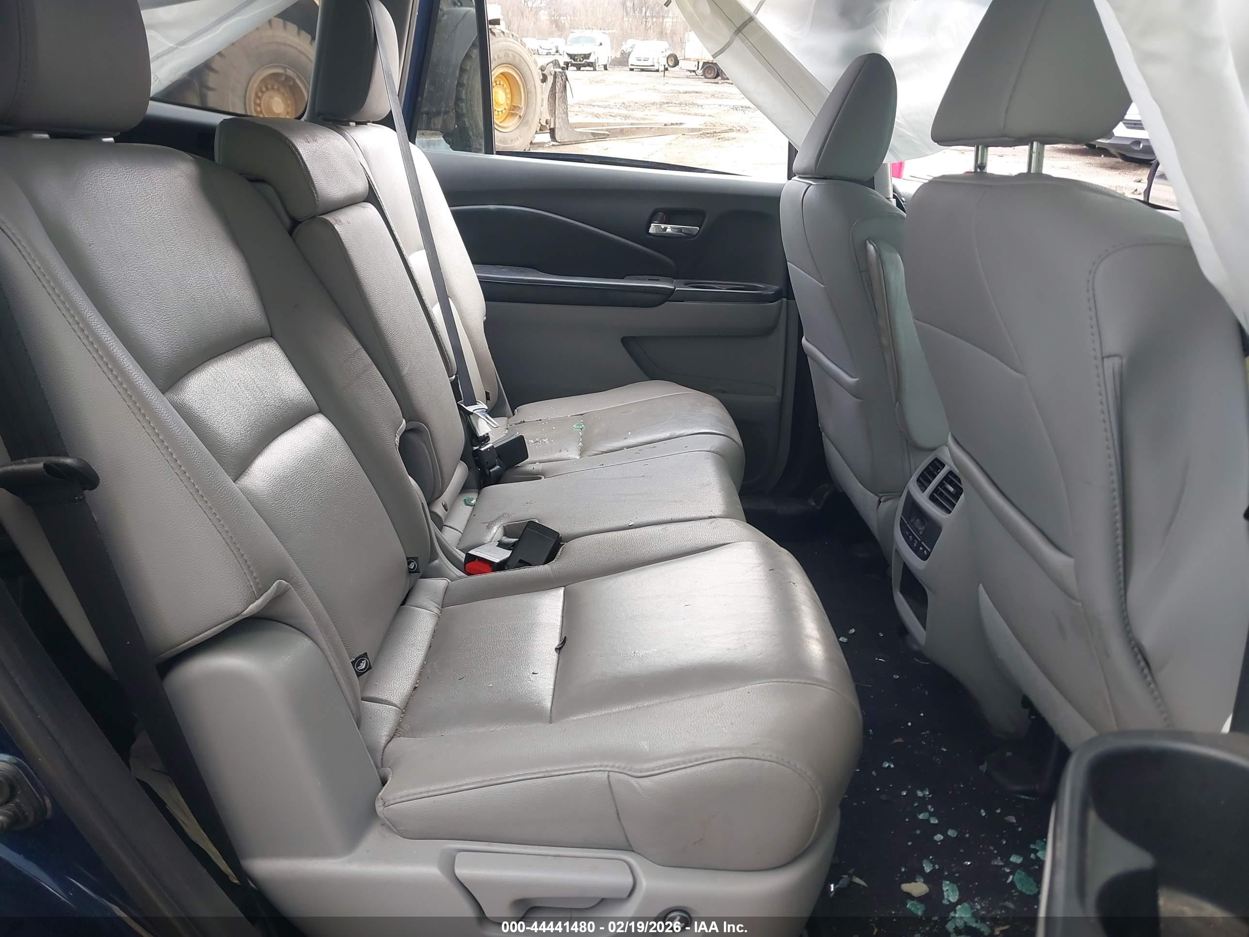 HONDA PILOT image 8