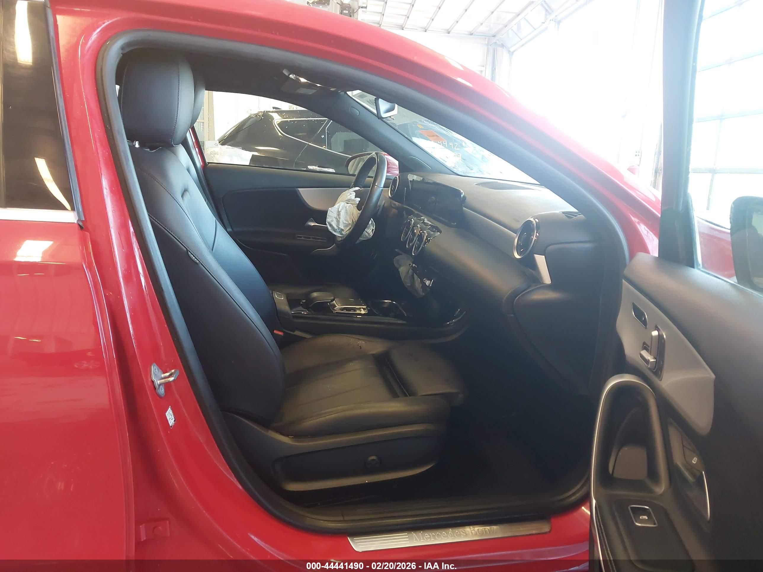 MERCEDES-BENZ A image 5