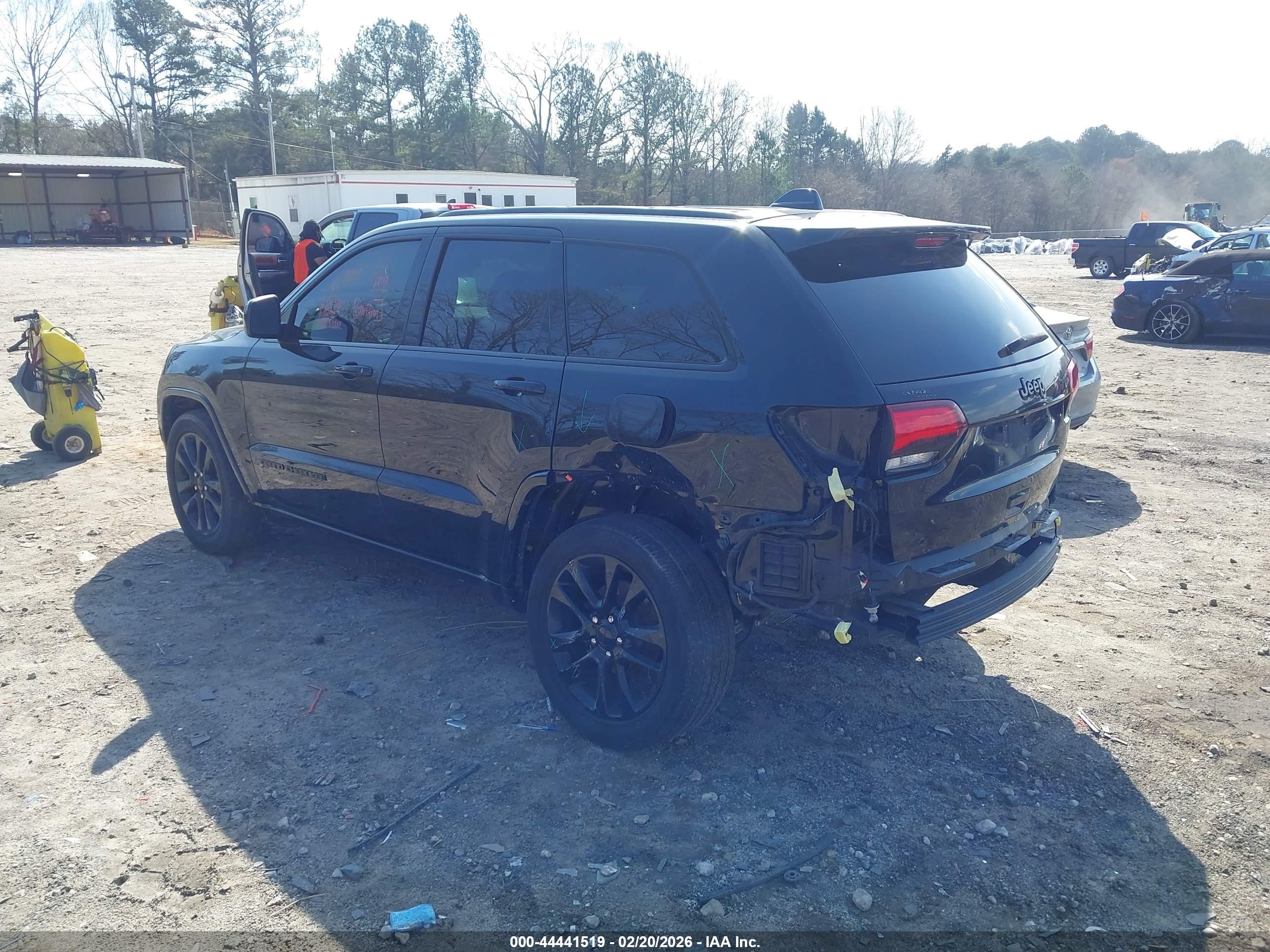 JEEP GRAND image 3