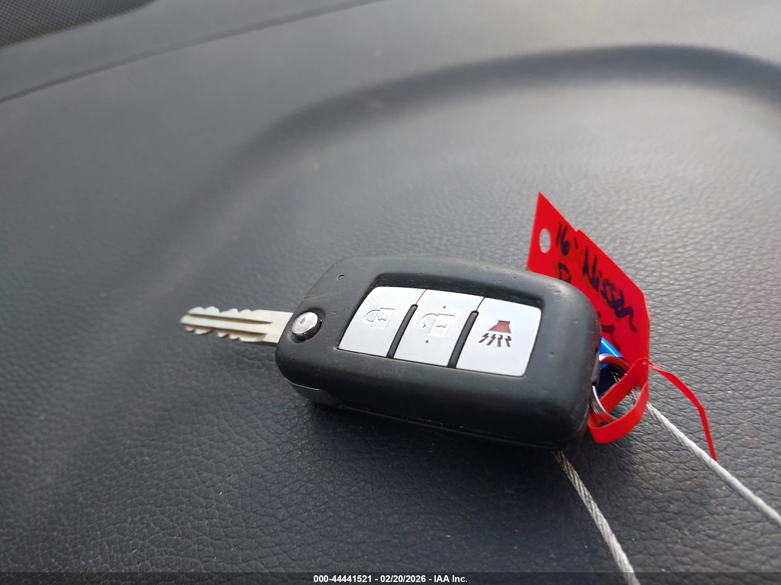 NISSAN ROGUE image 11