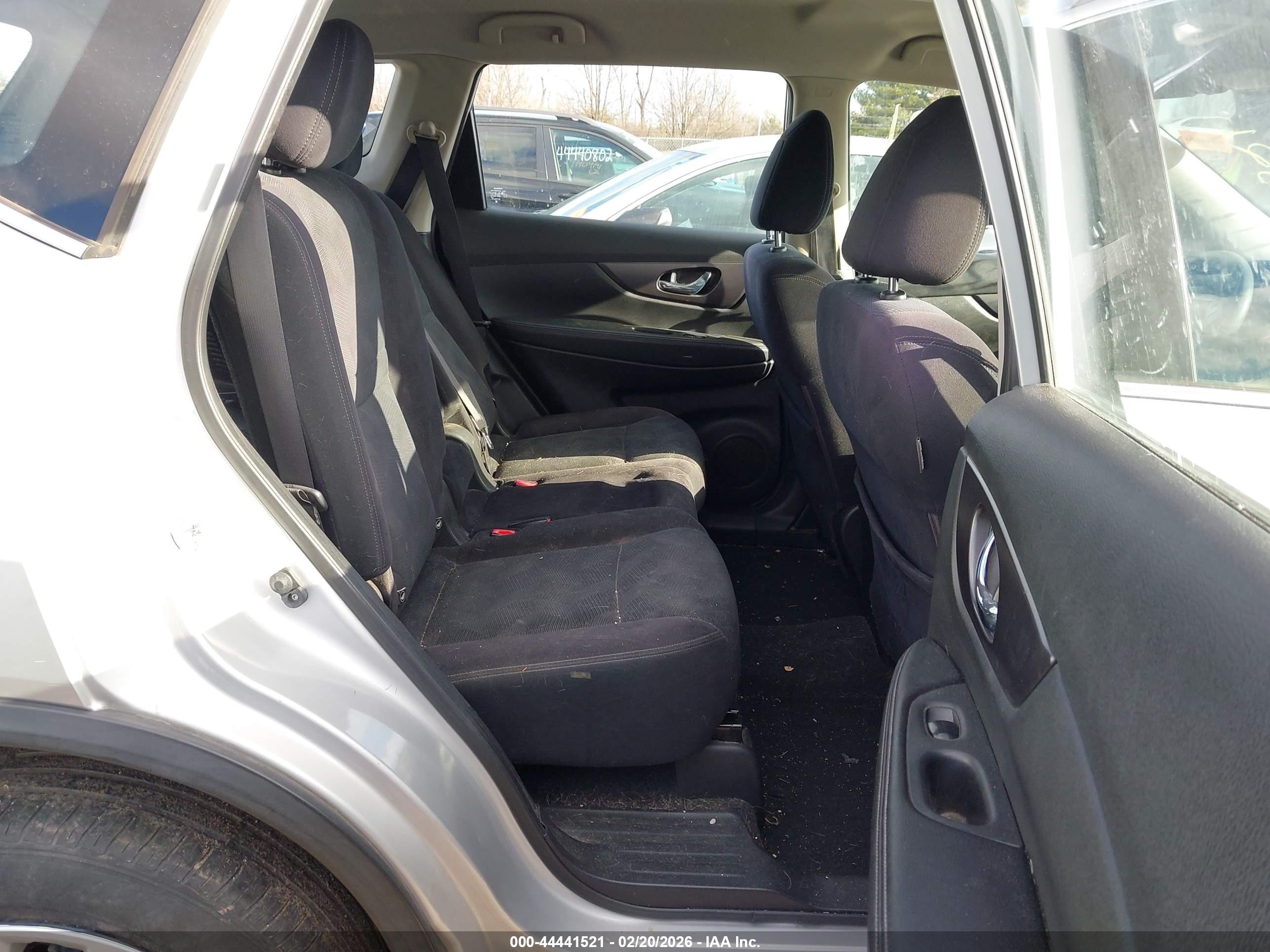 NISSAN ROGUE image 8