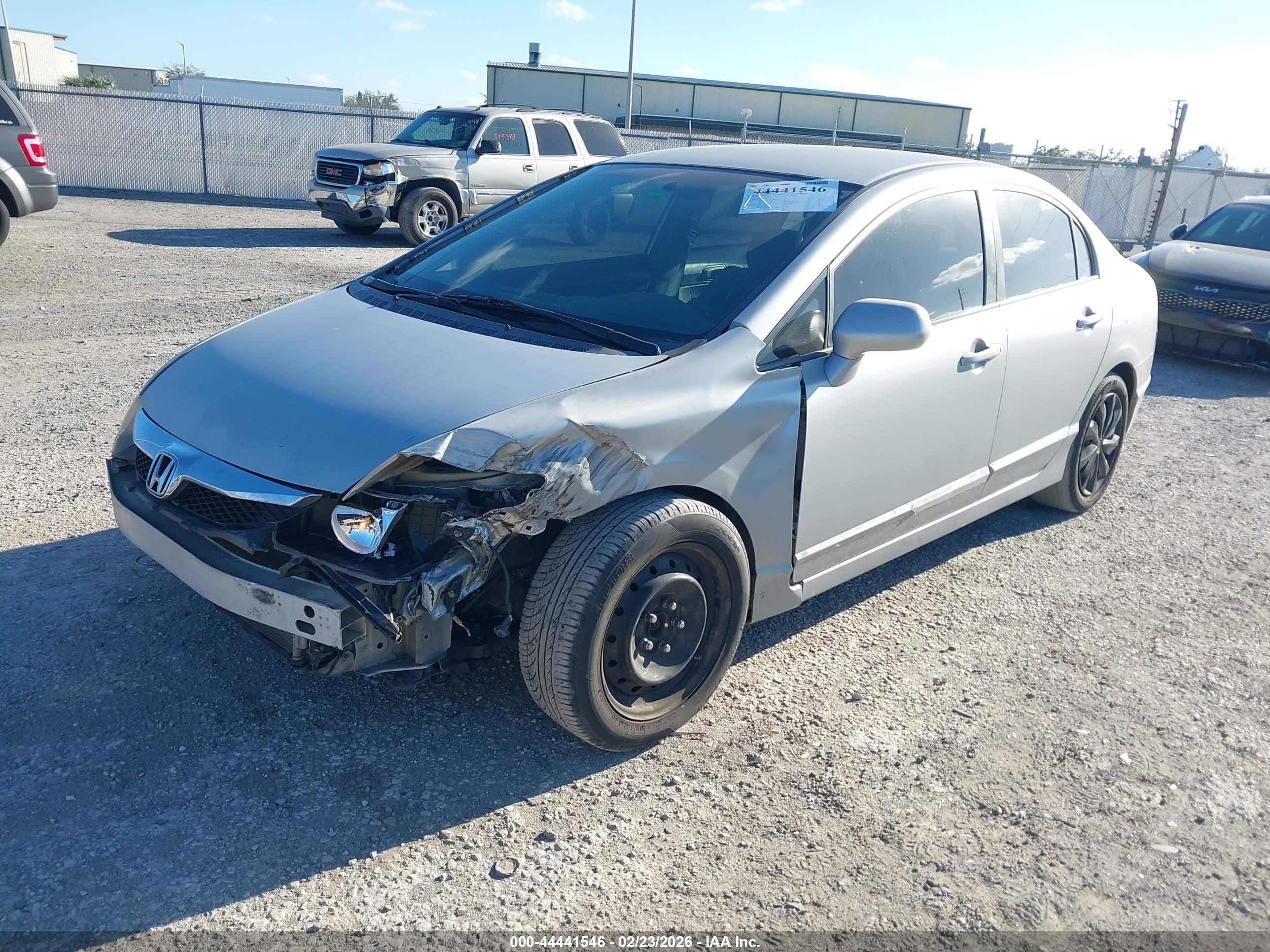 HONDA CIVIC image 2