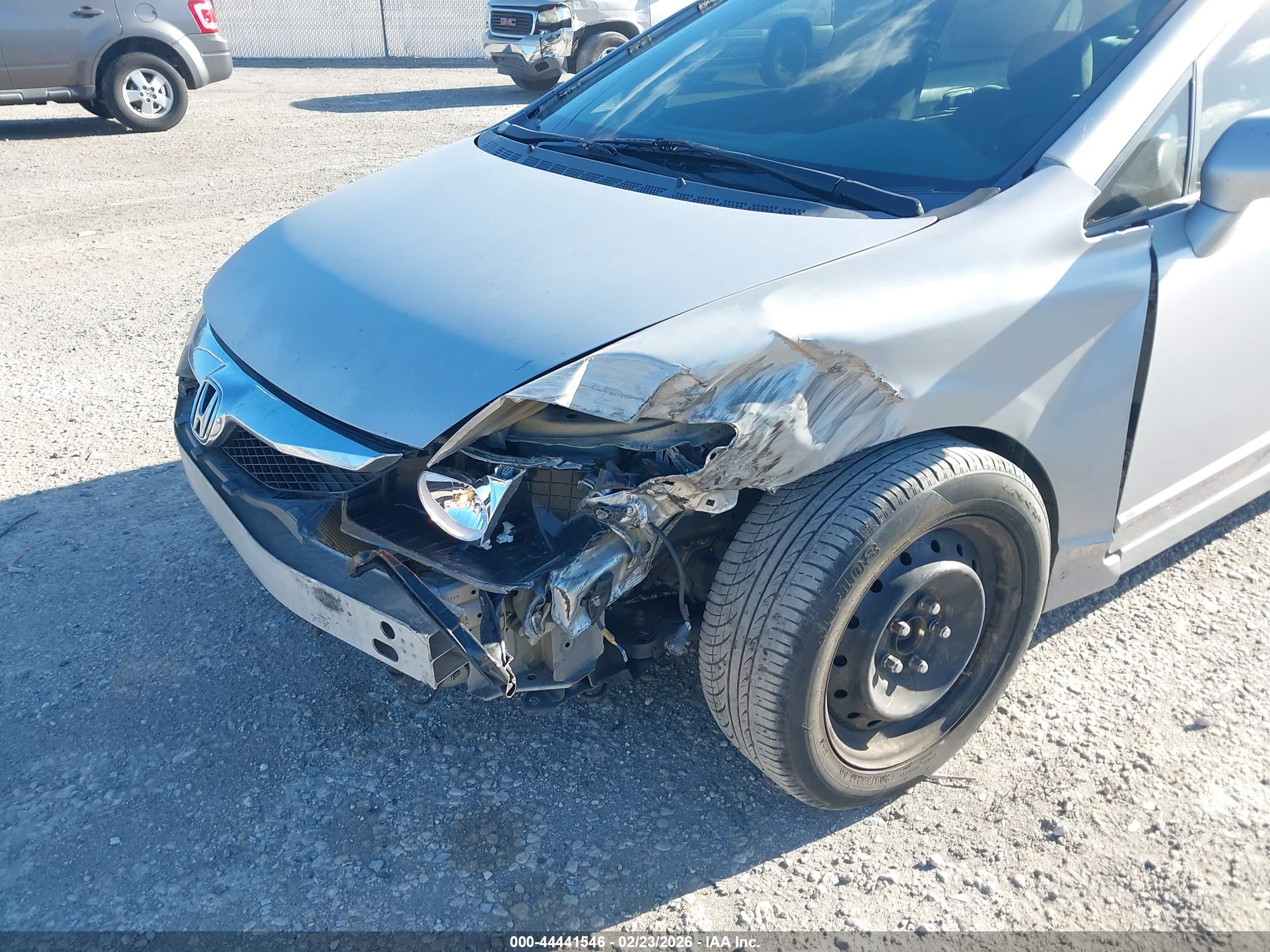 HONDA CIVIC image 6