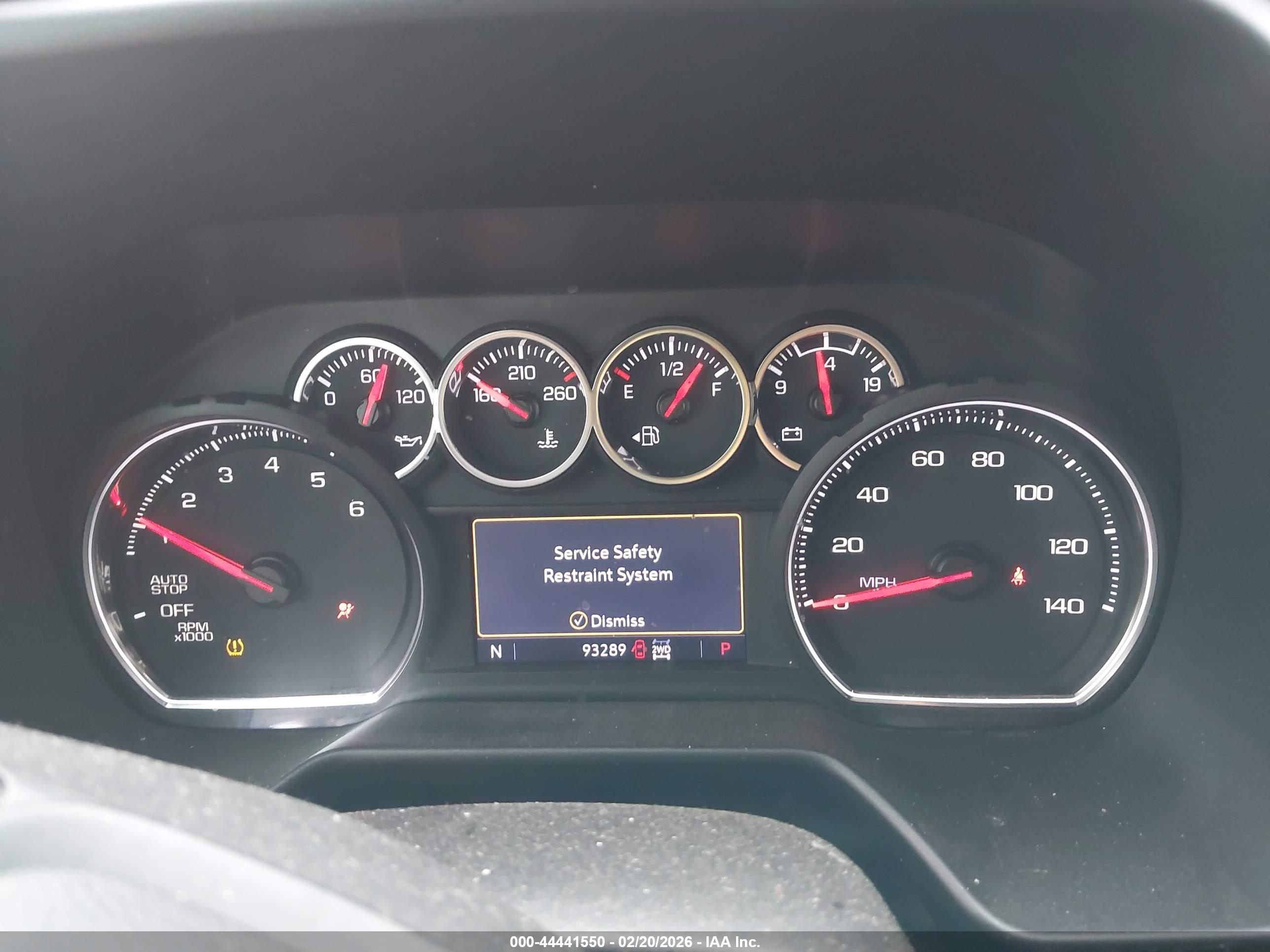 CHEVROLET SUBURBAN image 7