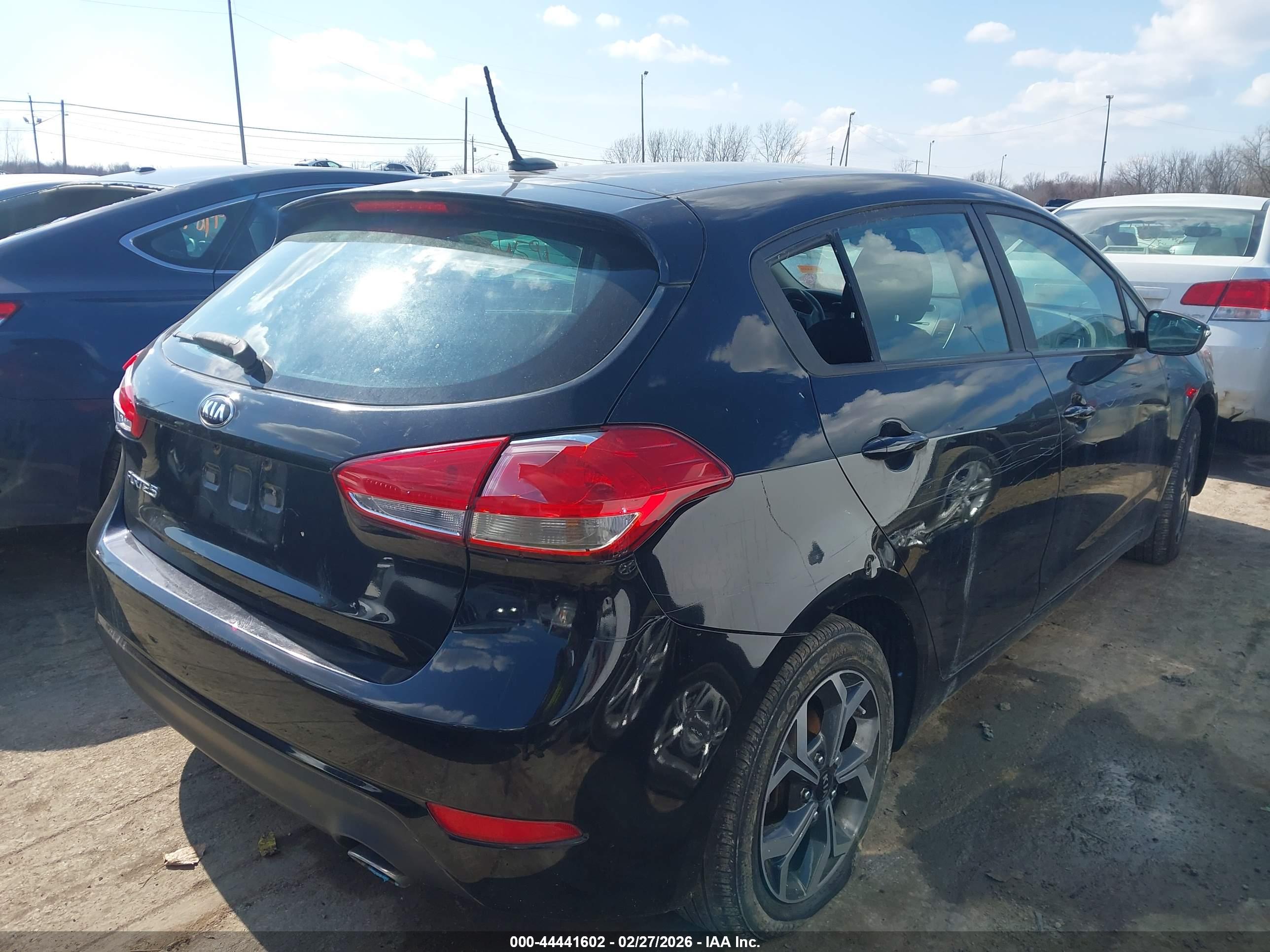 KIA FORTE image 4