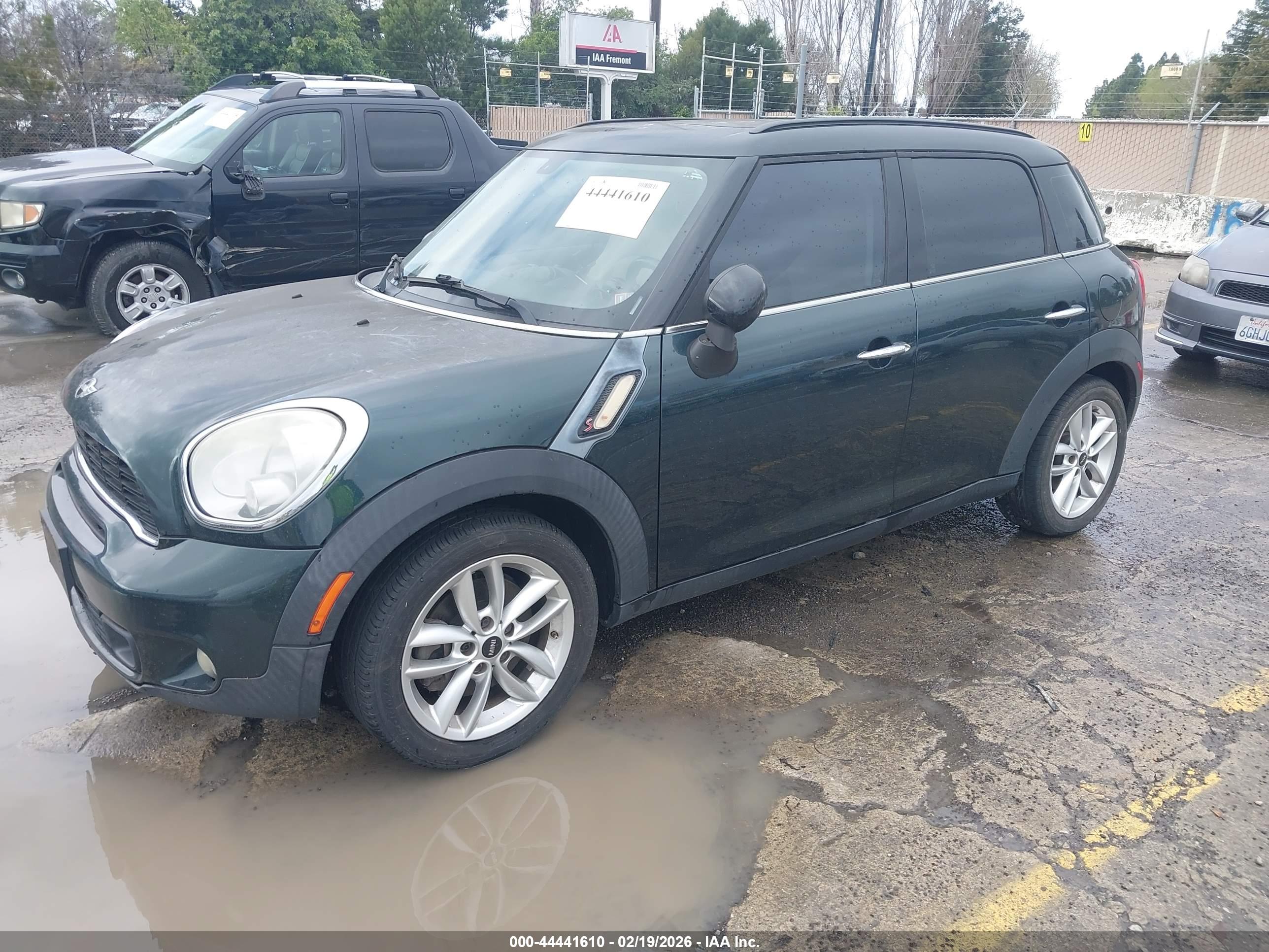MINI COOPER image 2