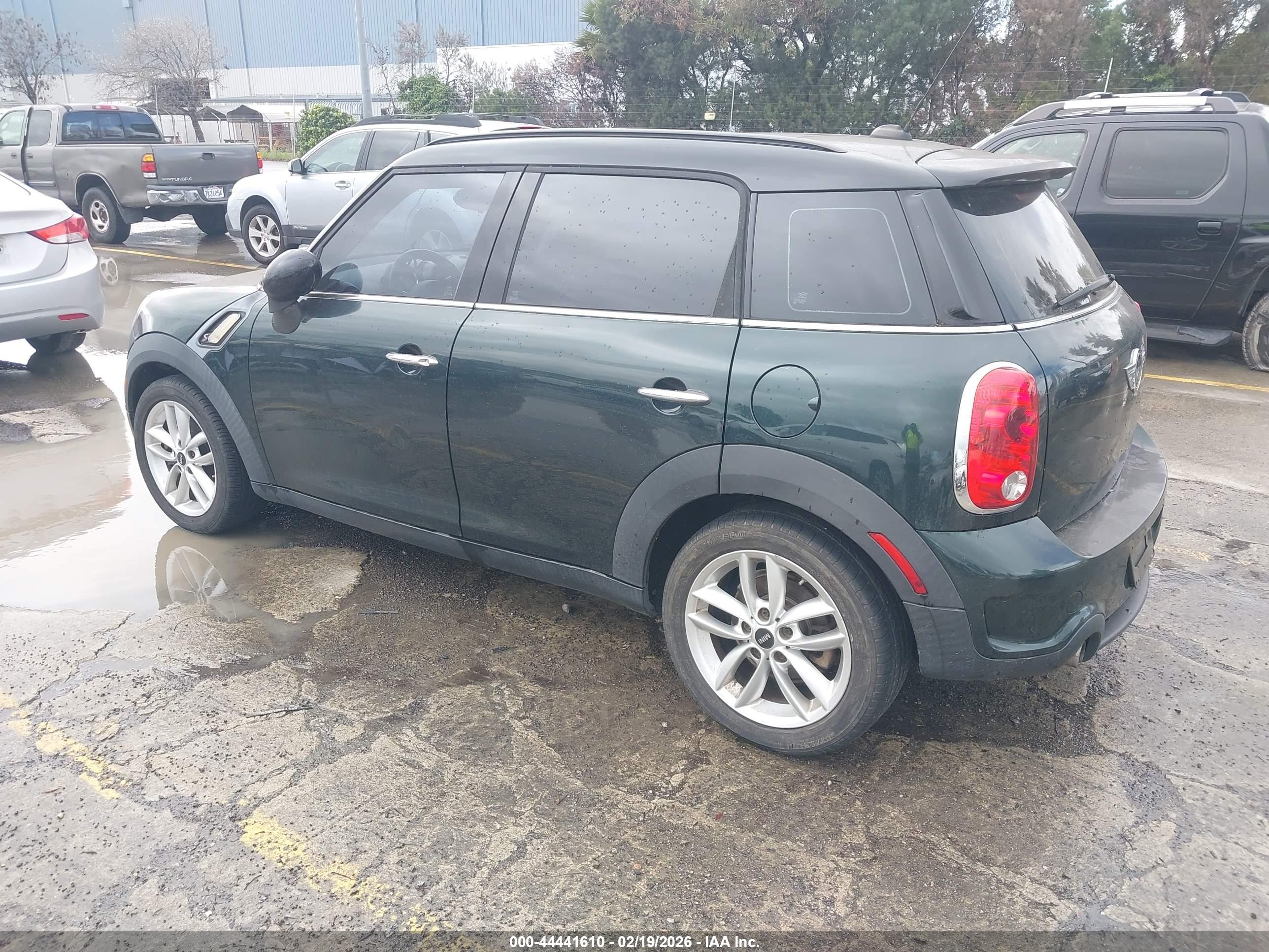 MINI COOPER image 3