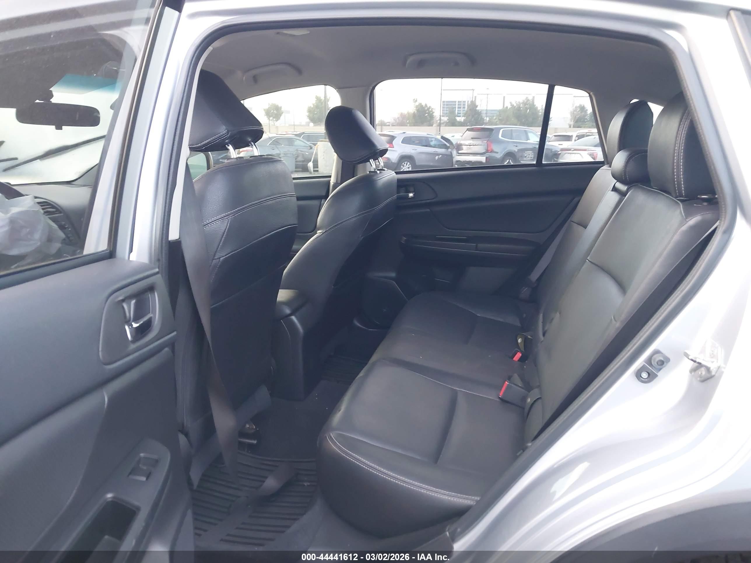 SUBARU XV image 8