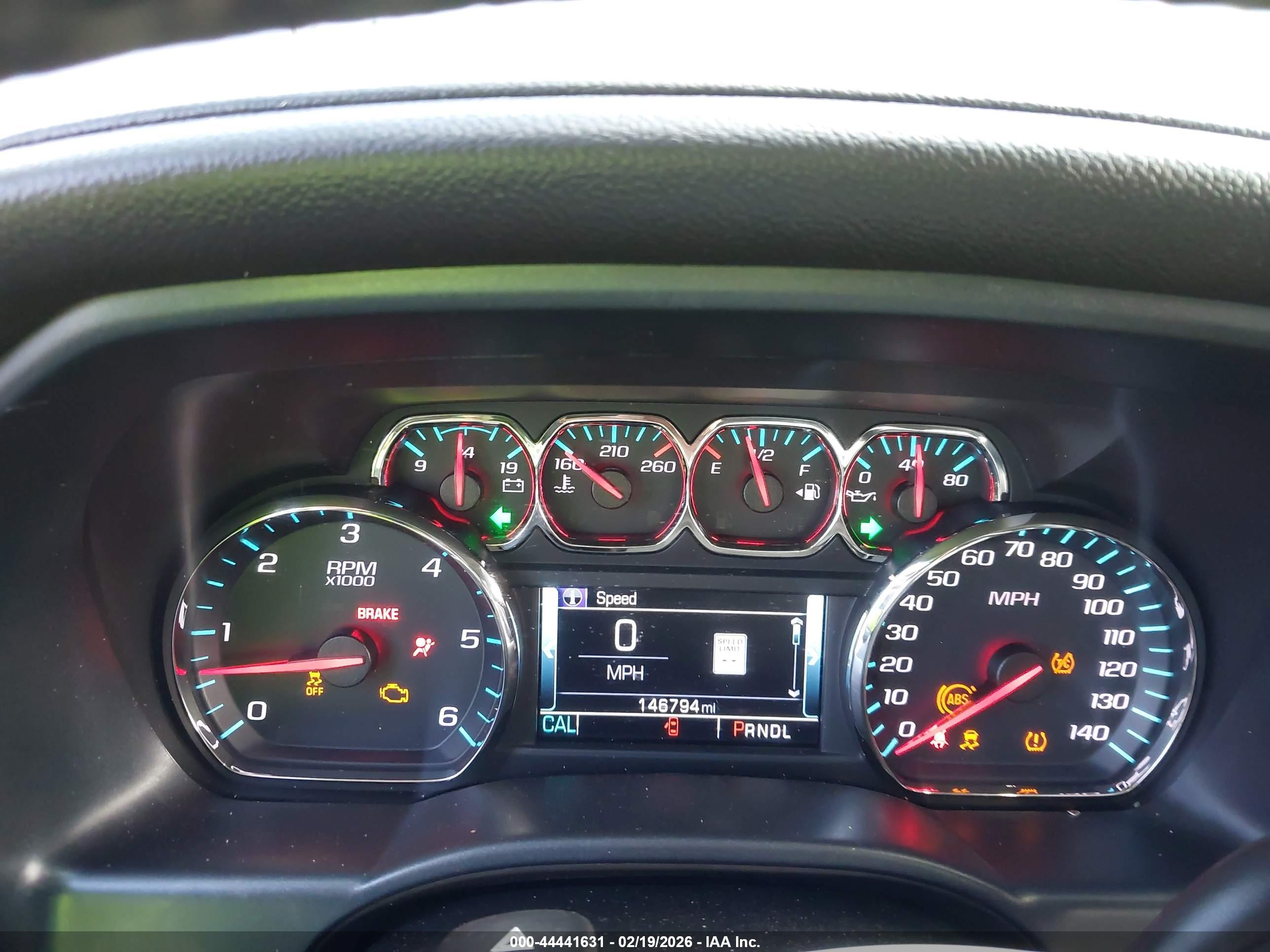 CHEVROLET SILVERADO image 7