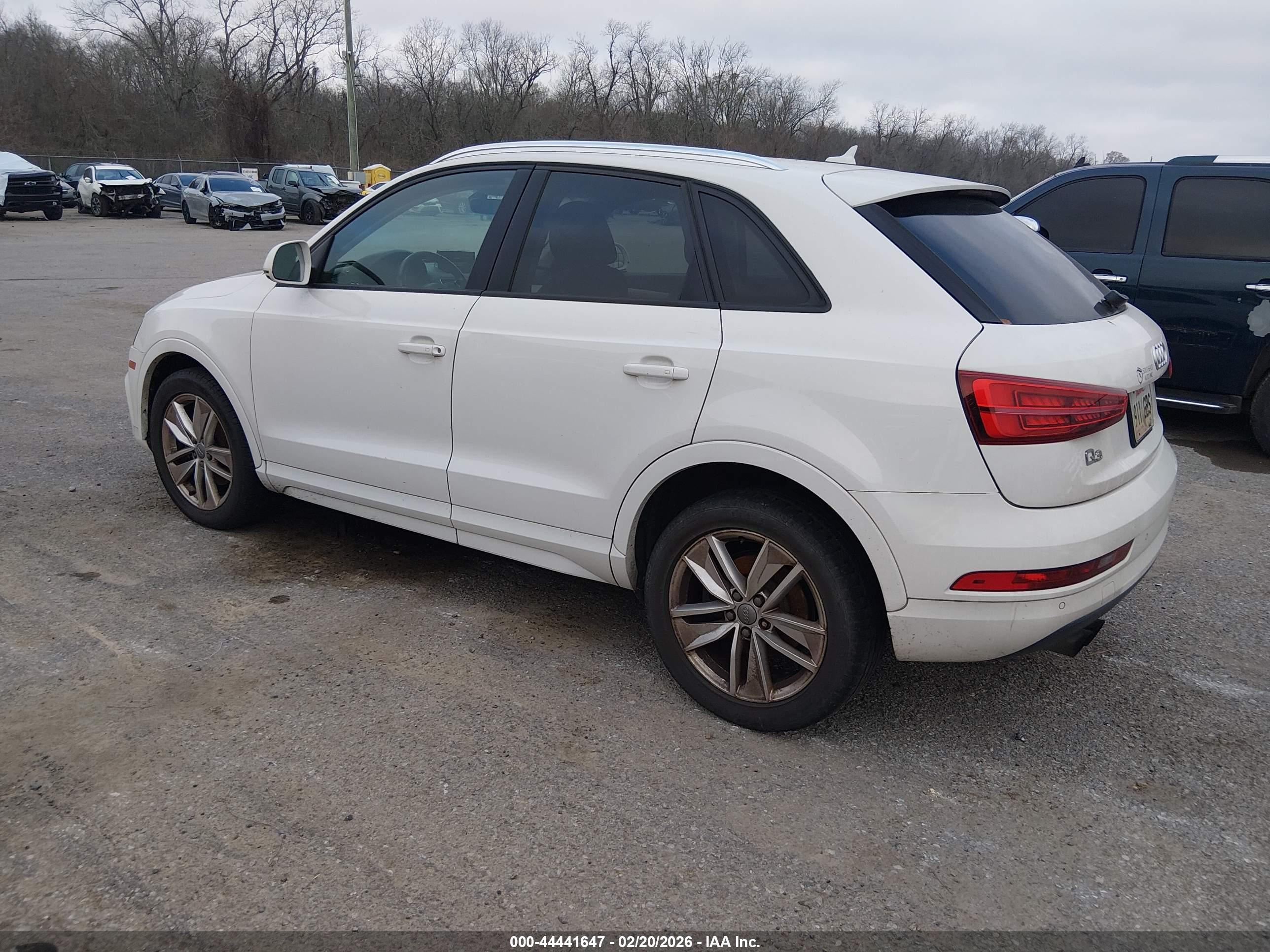 AUDI Q3 image 3
