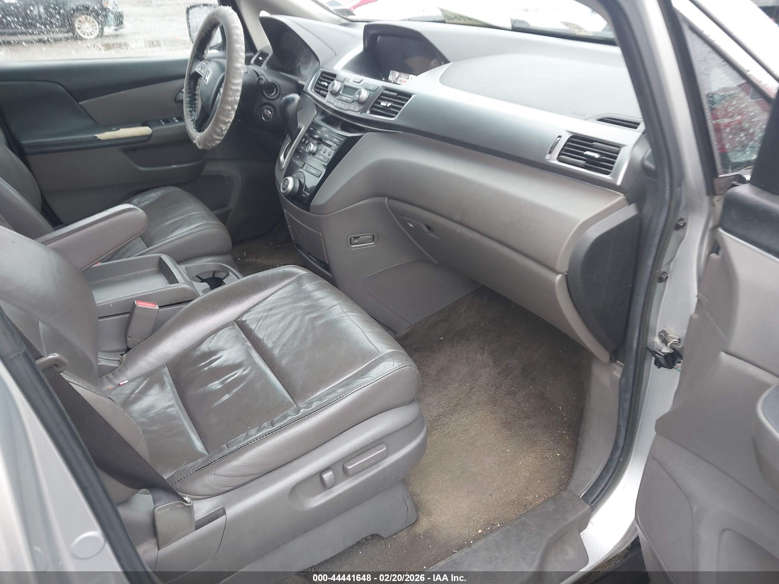 HONDA ODYSSEY image 5