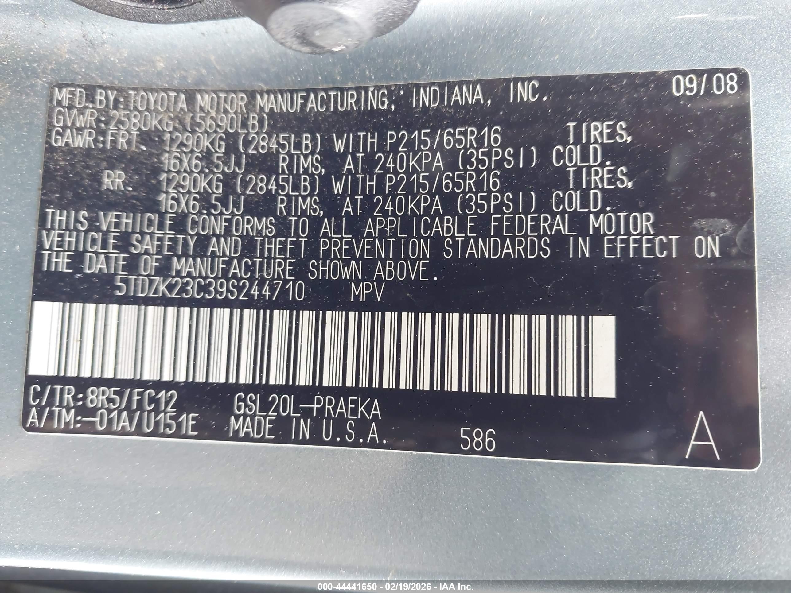 TOYOTA SIENNA image 9