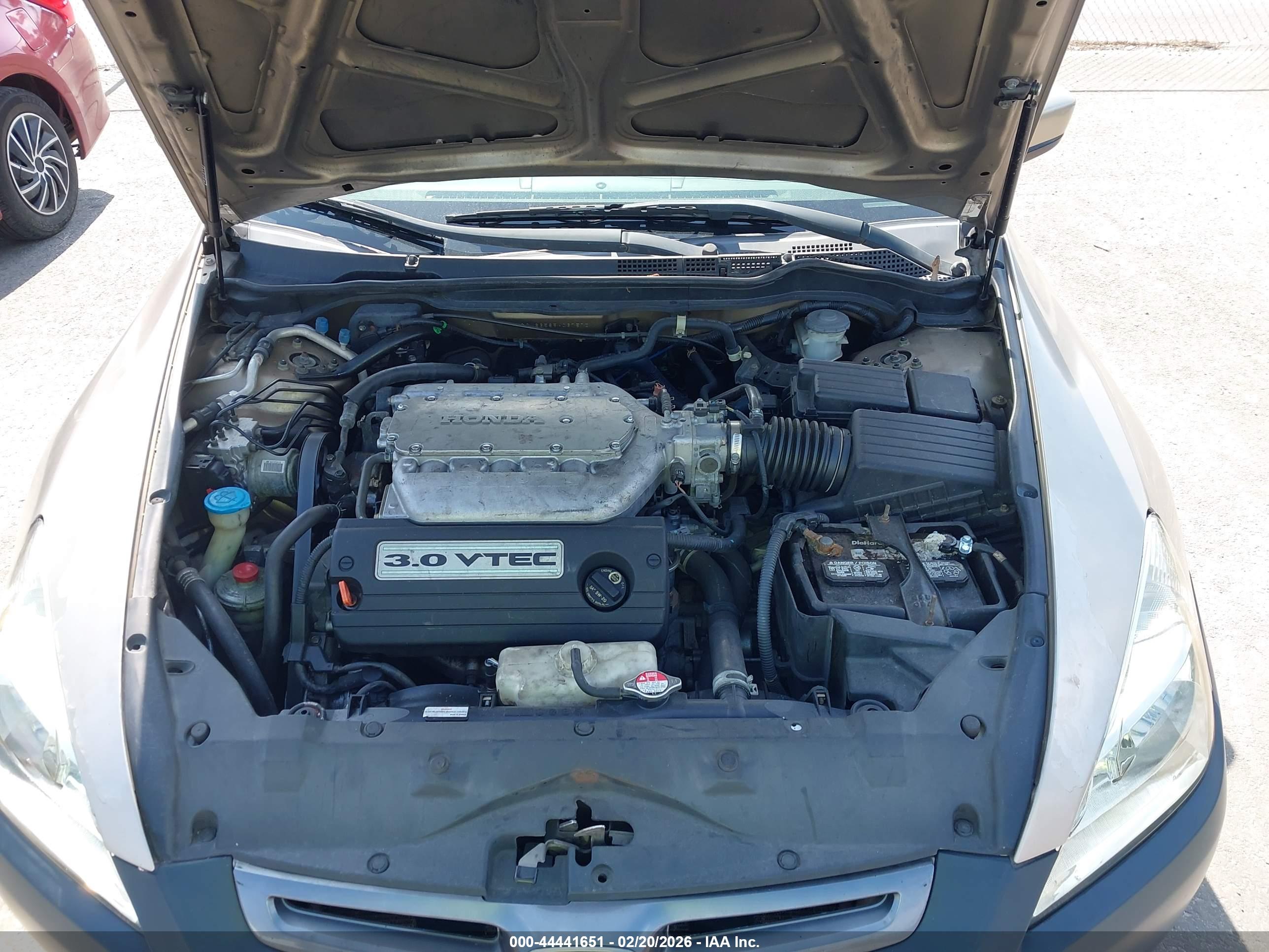 HONDA ACCORD image 10