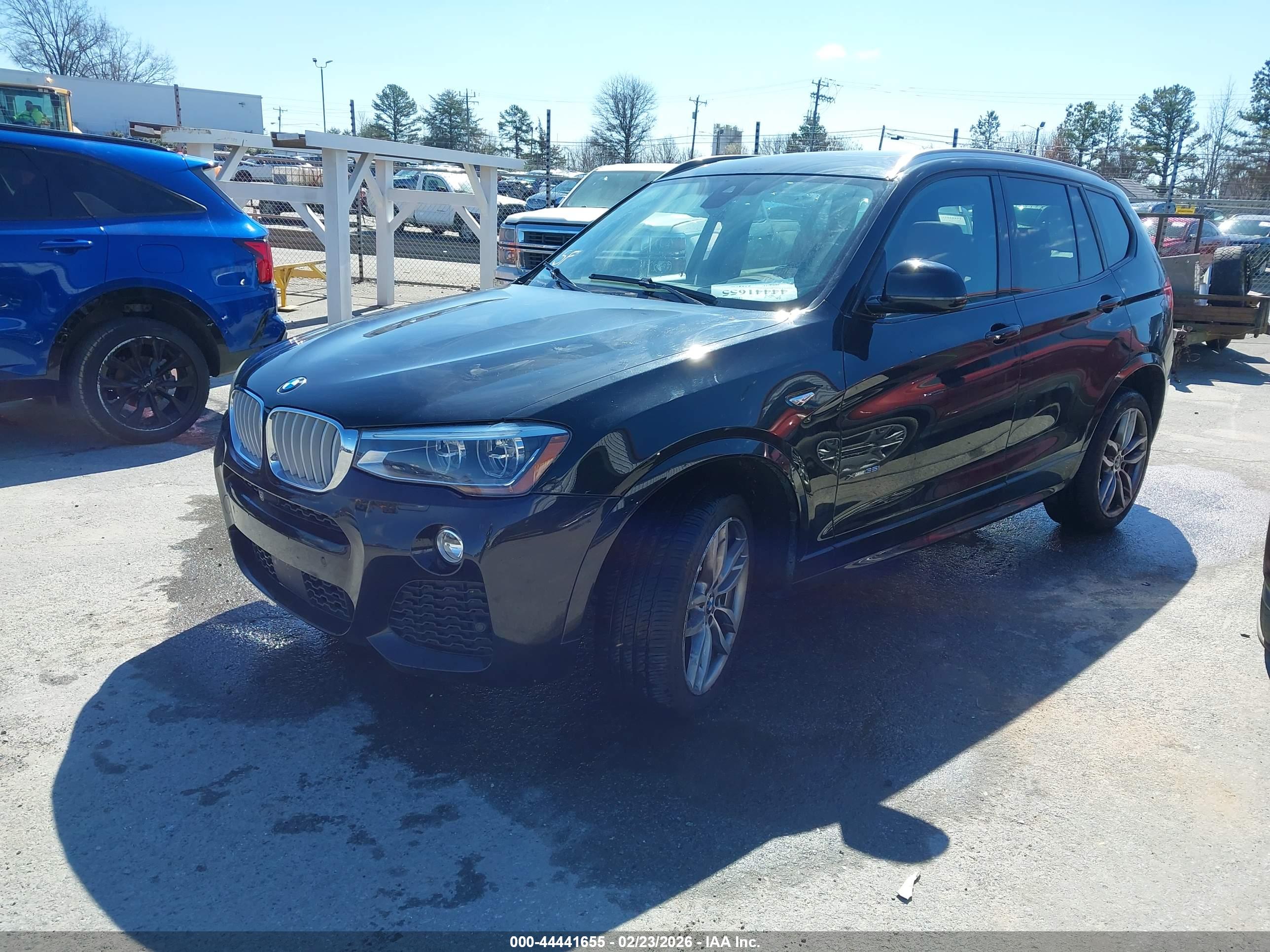 BMW X3 image 2