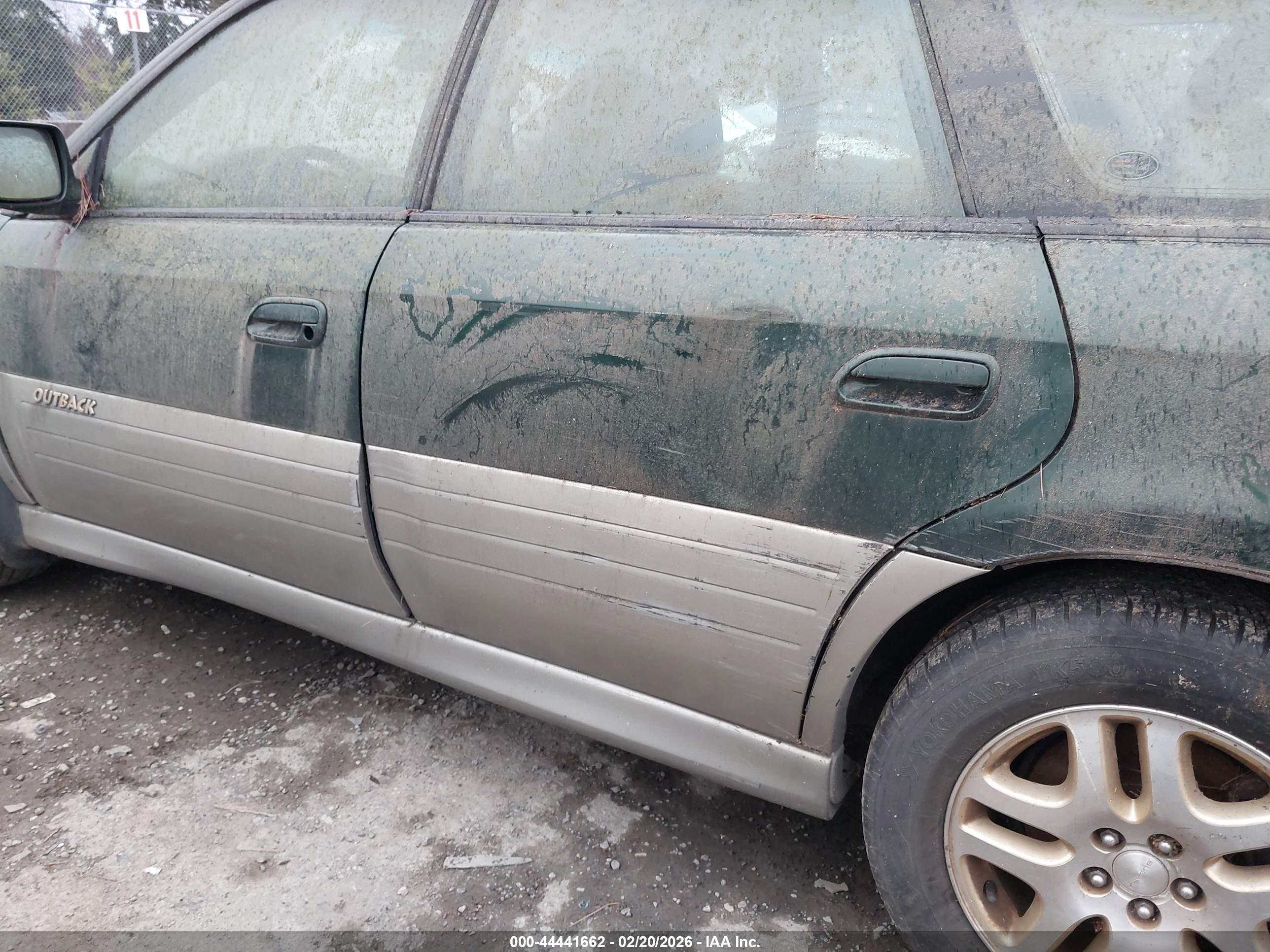 SUBARU OUTBACK image 6