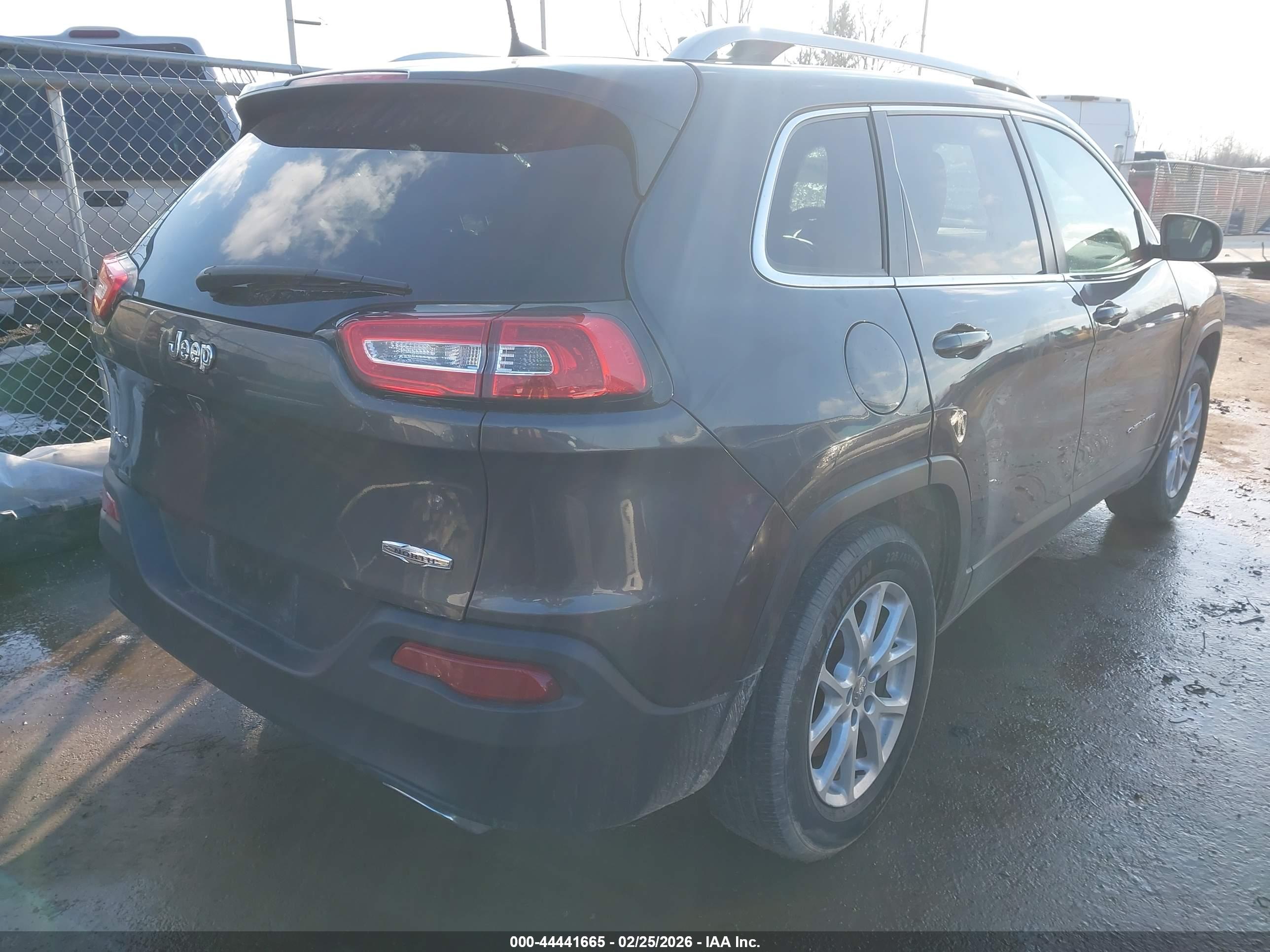 JEEP CHEROKEE image 4