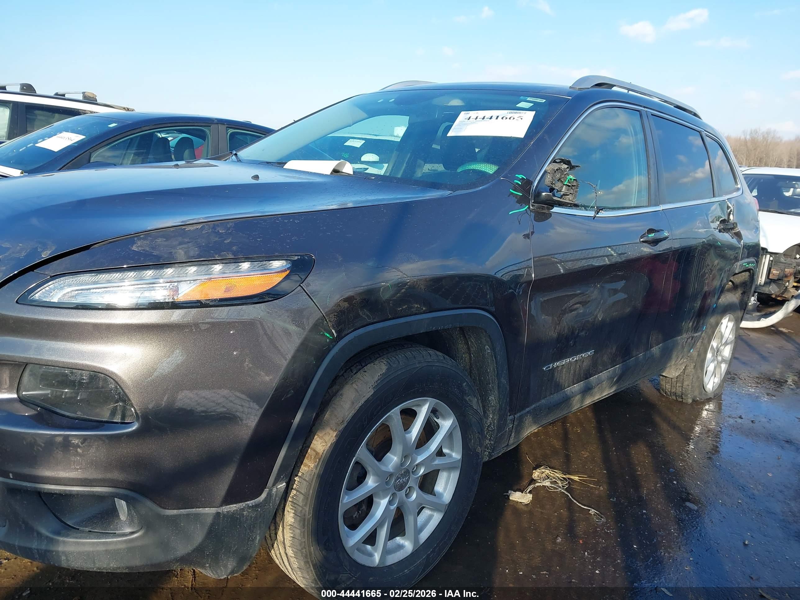 JEEP CHEROKEE image 6
