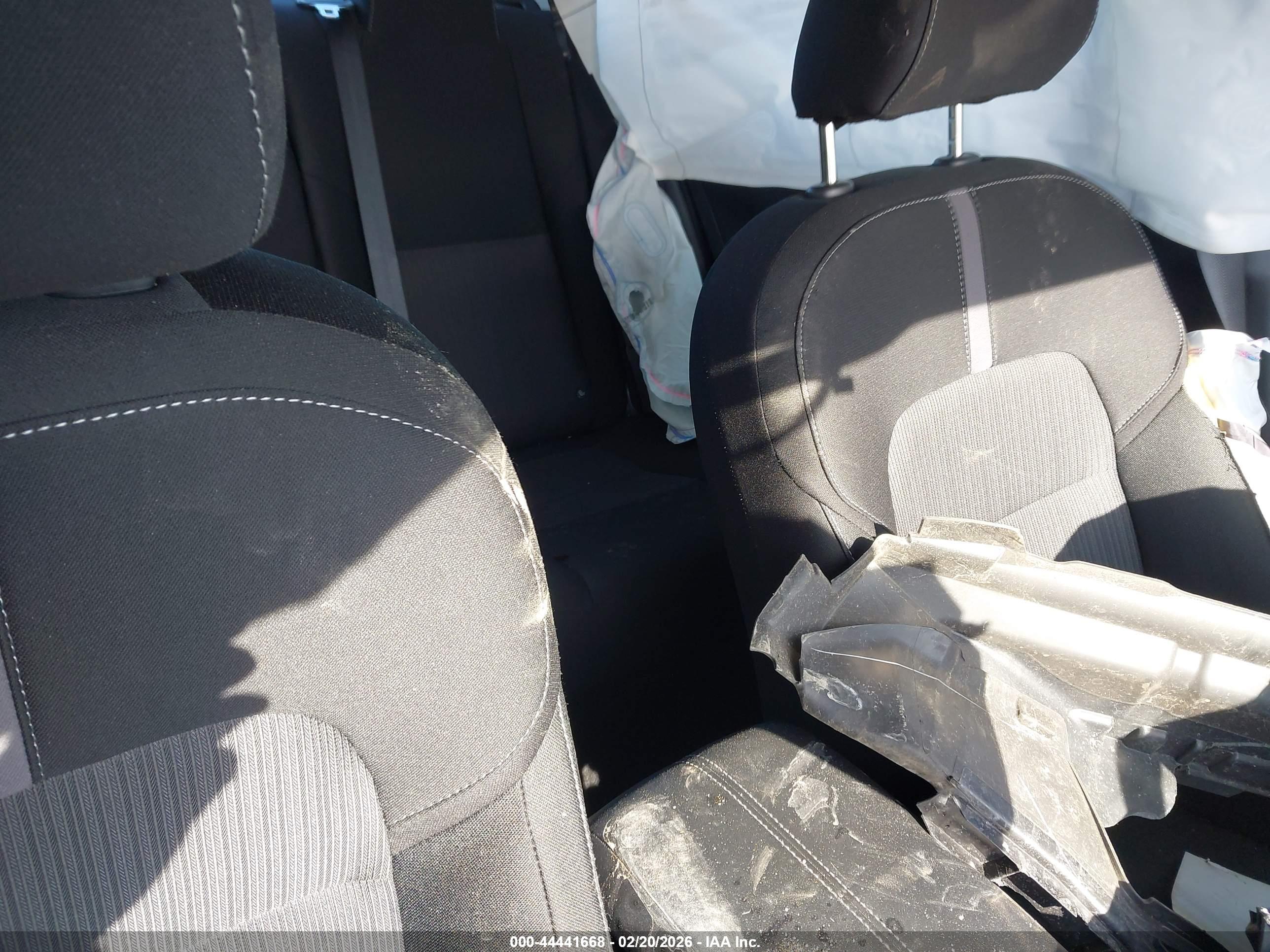 NISSAN SENTRA image 8
