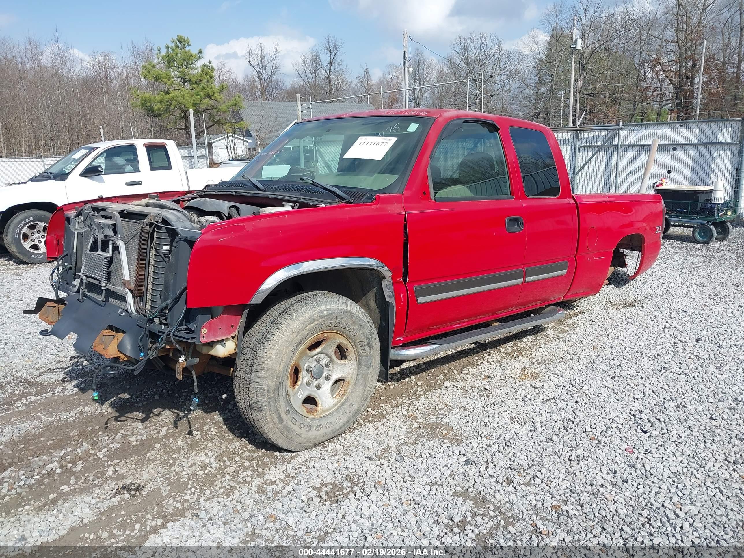 CHEVROLET SILVERADO image 2