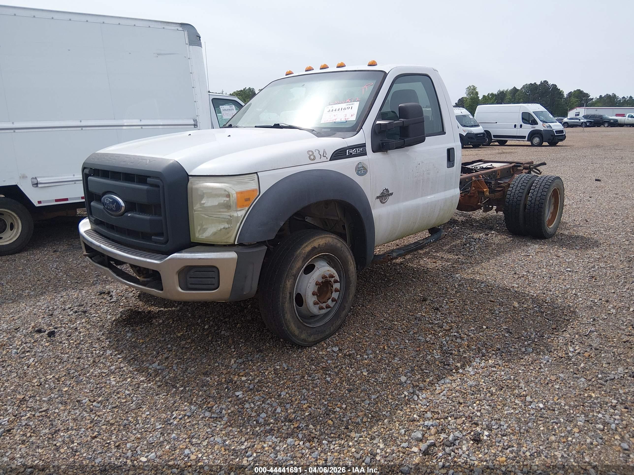 FORD F-450 image 2