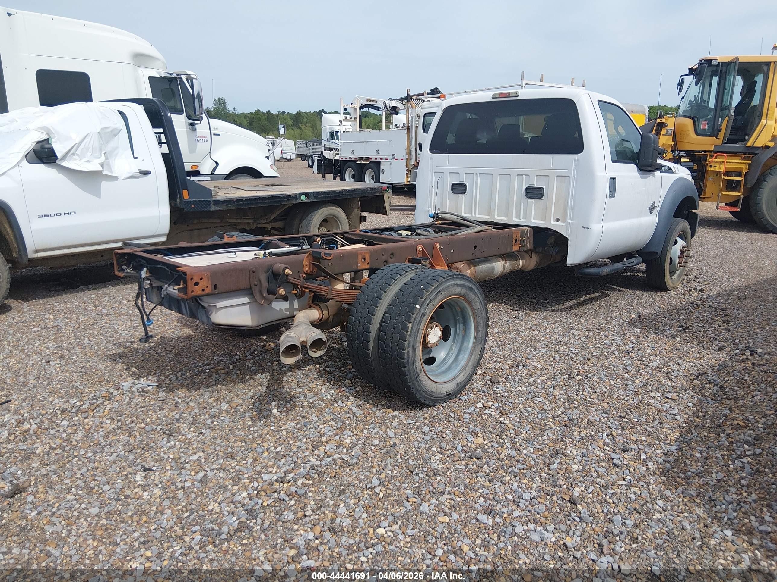 FORD F-450 image 4