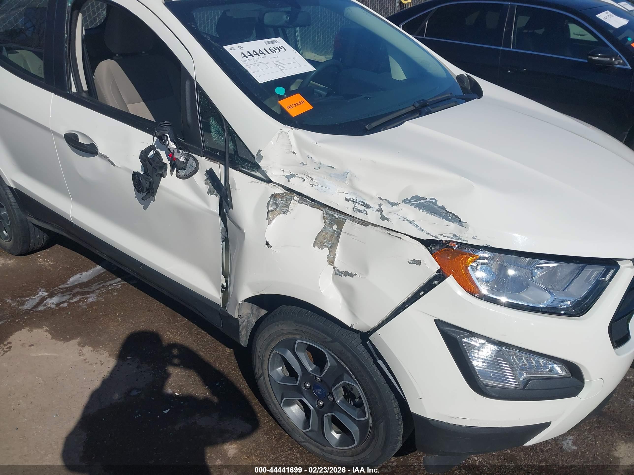 FORD ECOSPORT image 6