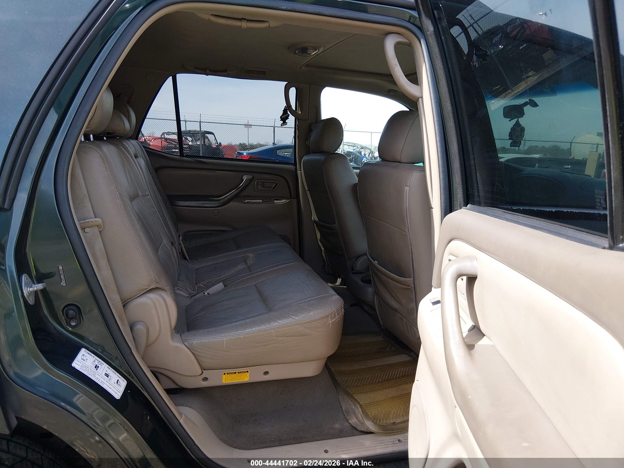 TOYOTA SEQUOIA image 8