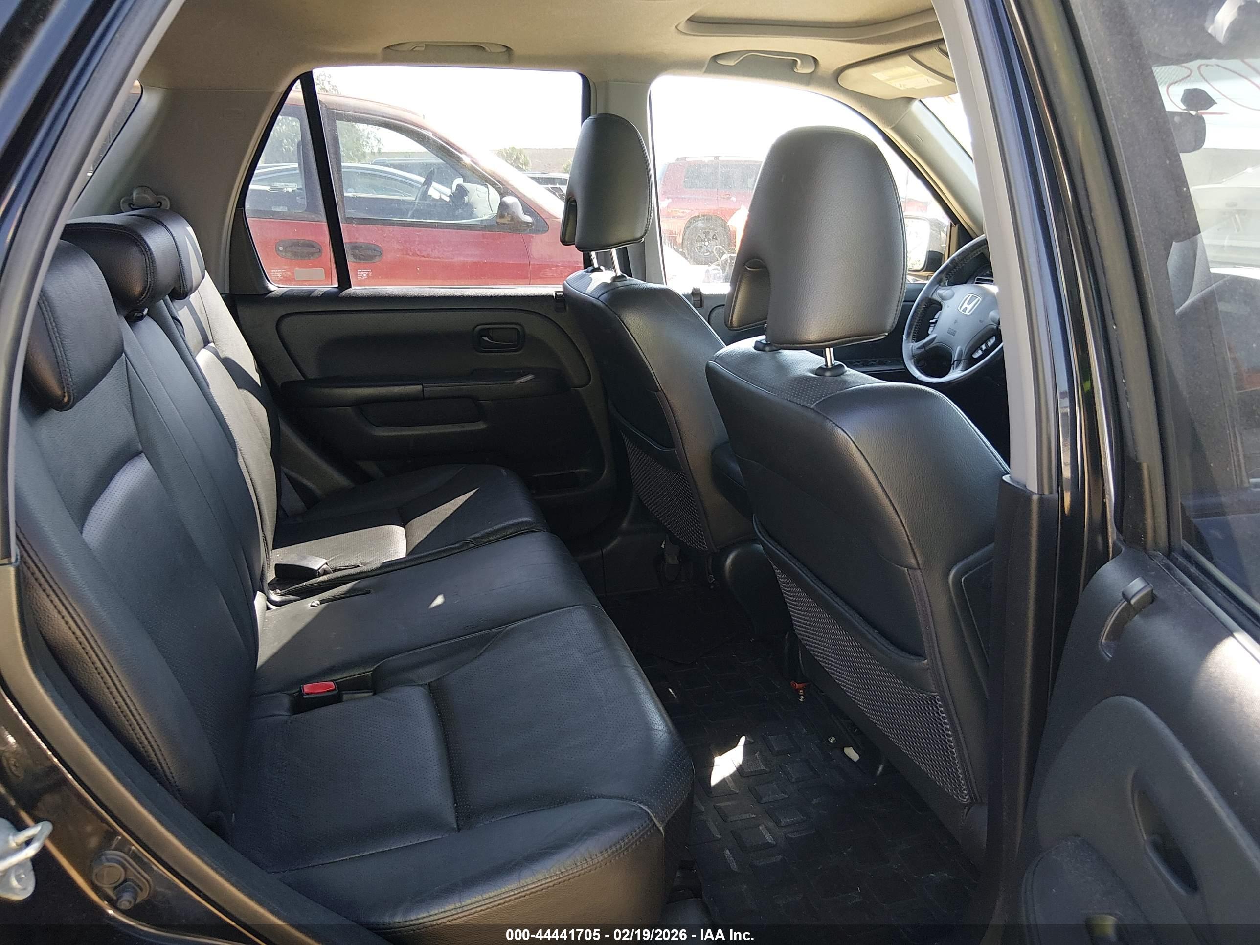 HONDA CR-V image 8