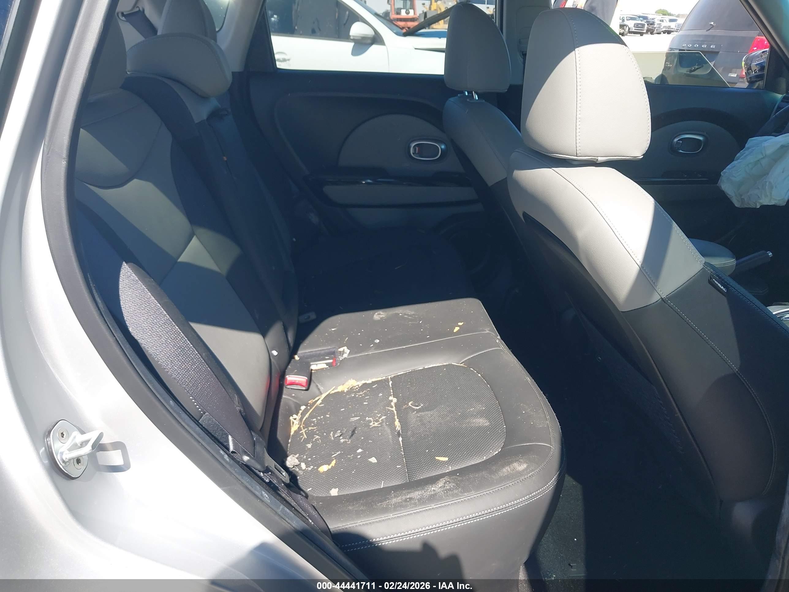 KIA SOUL image 8