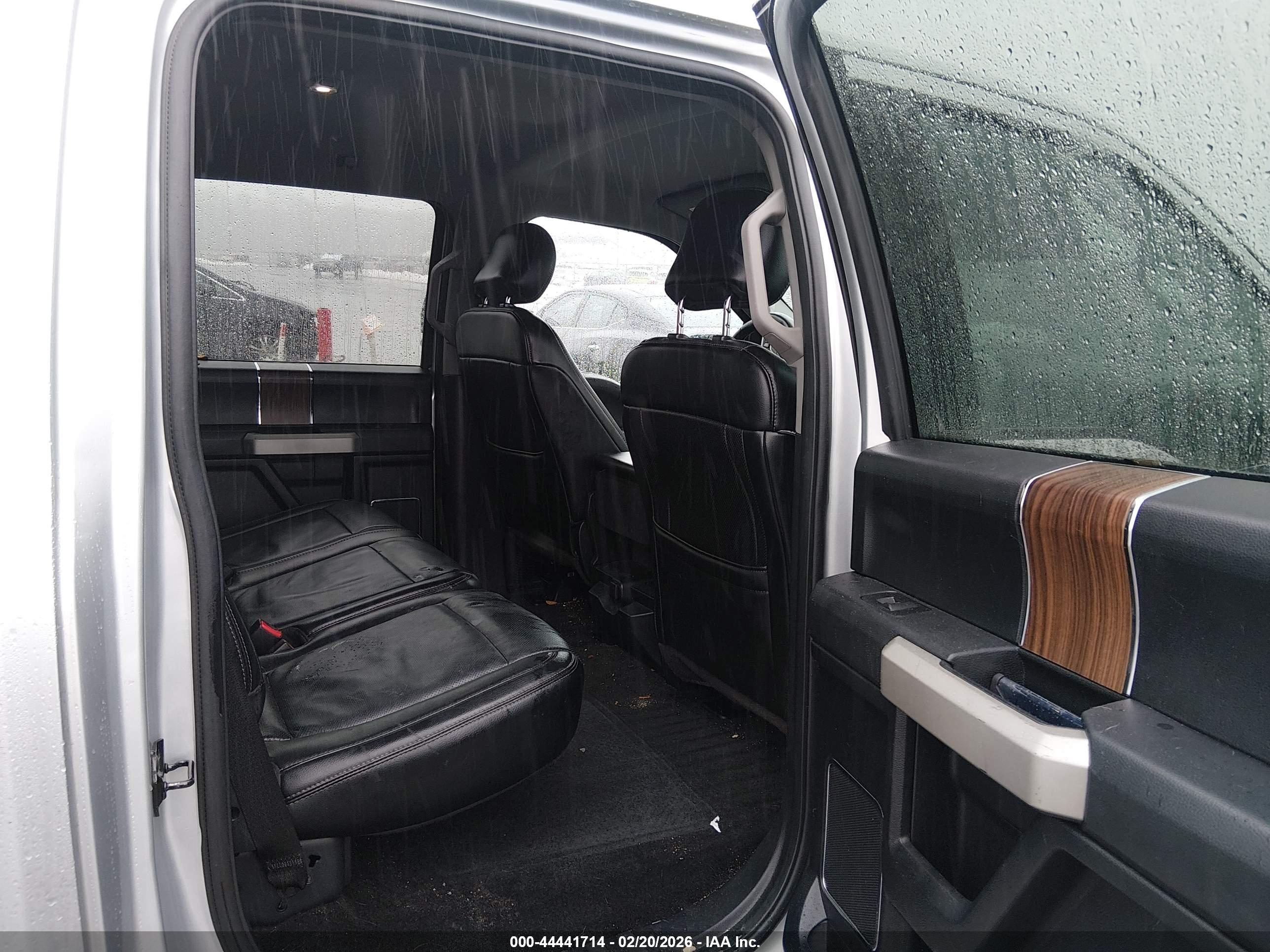 FORD F-150 image 8