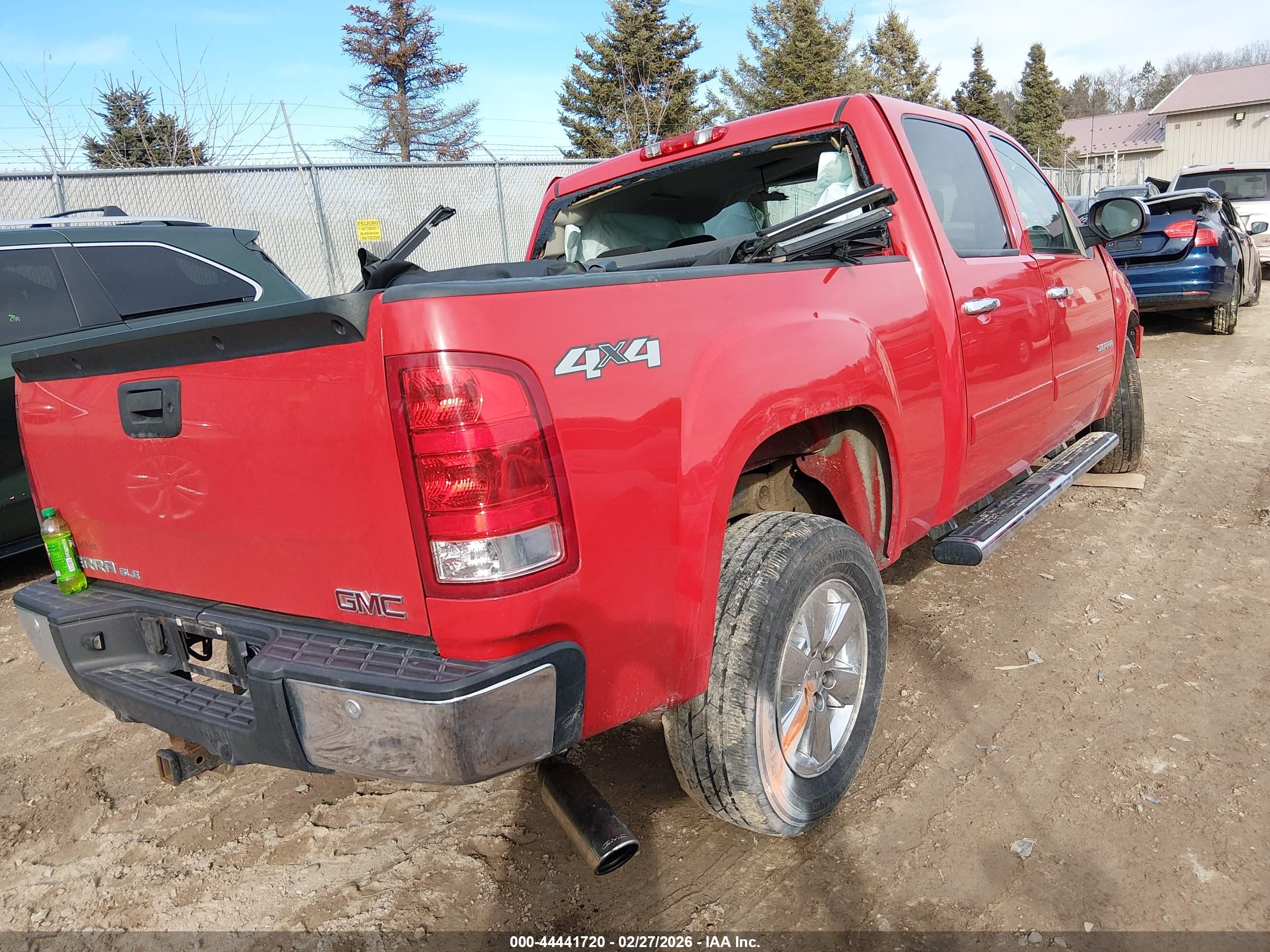 GMC SIERRA image 4