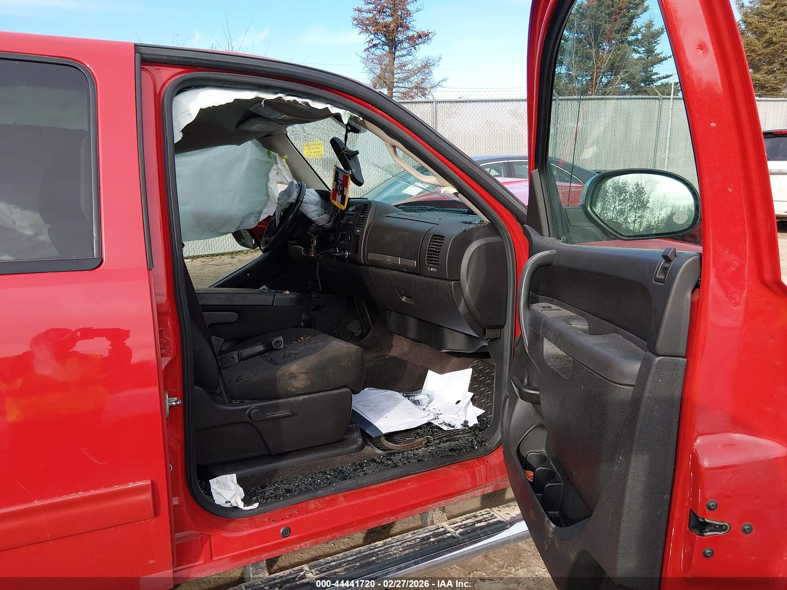 GMC SIERRA image 5