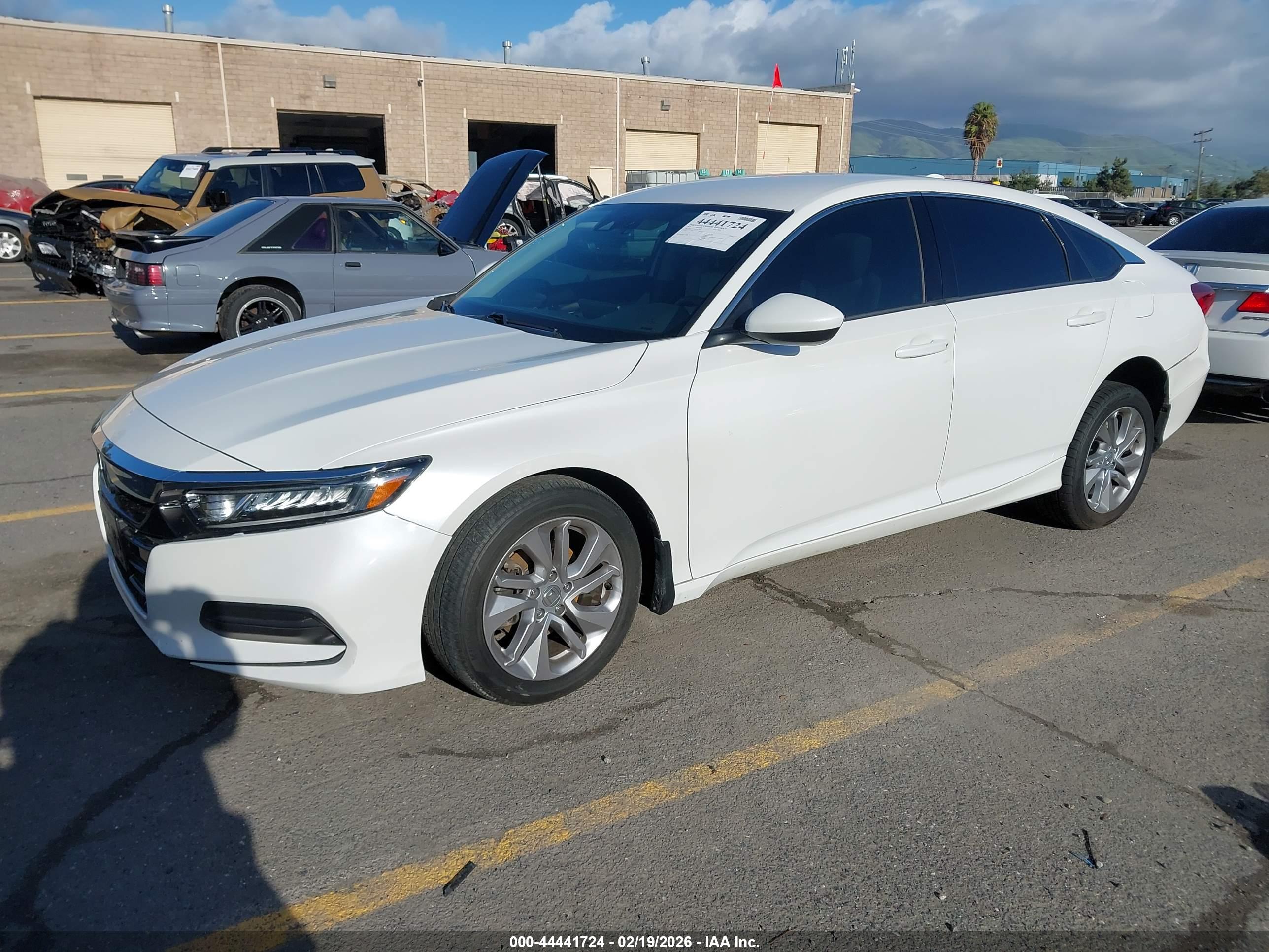 HONDA ACCORD image 2