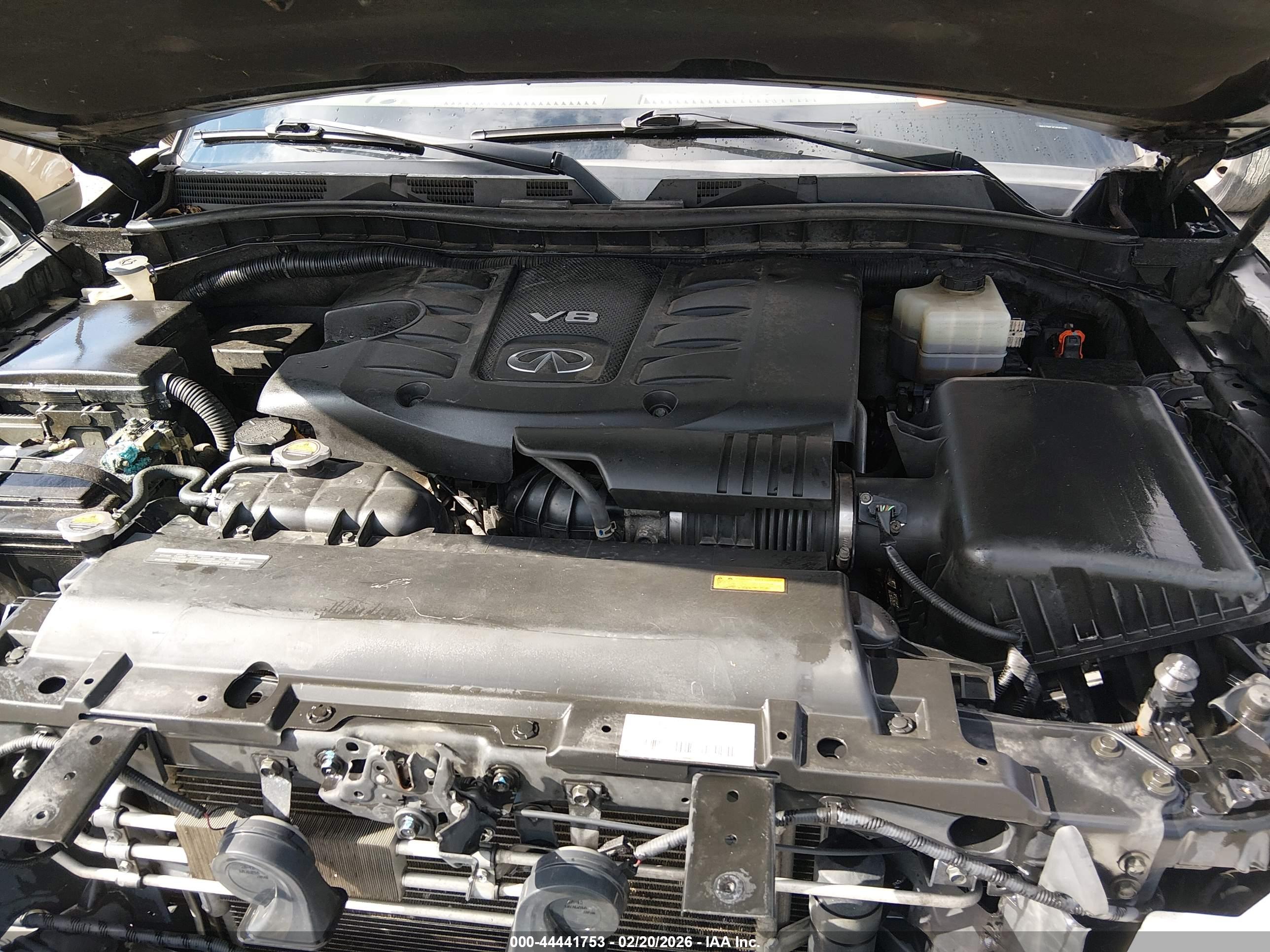 INFINITI QX80 image 10