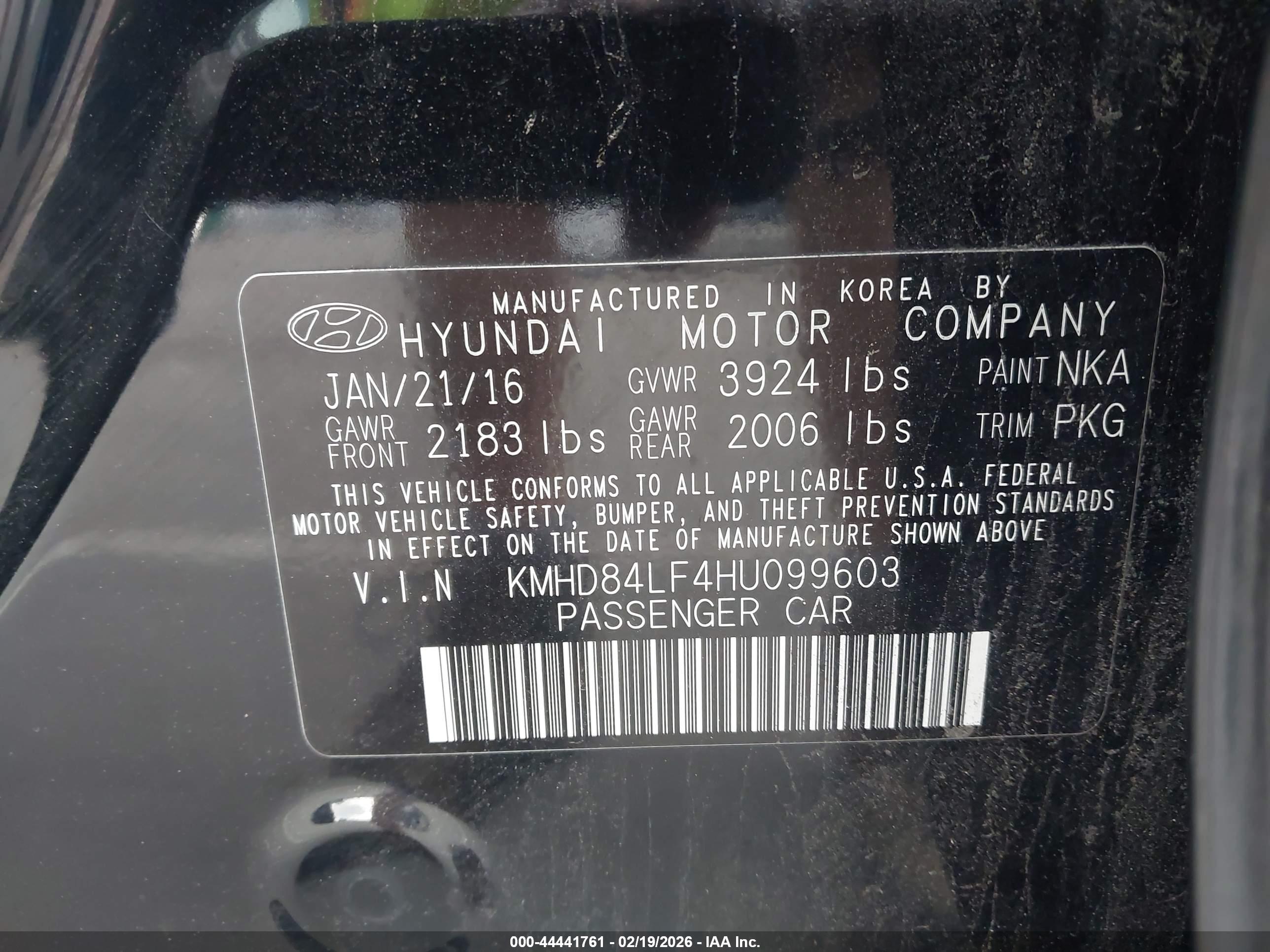 HYUNDAI ELANTRA image 9