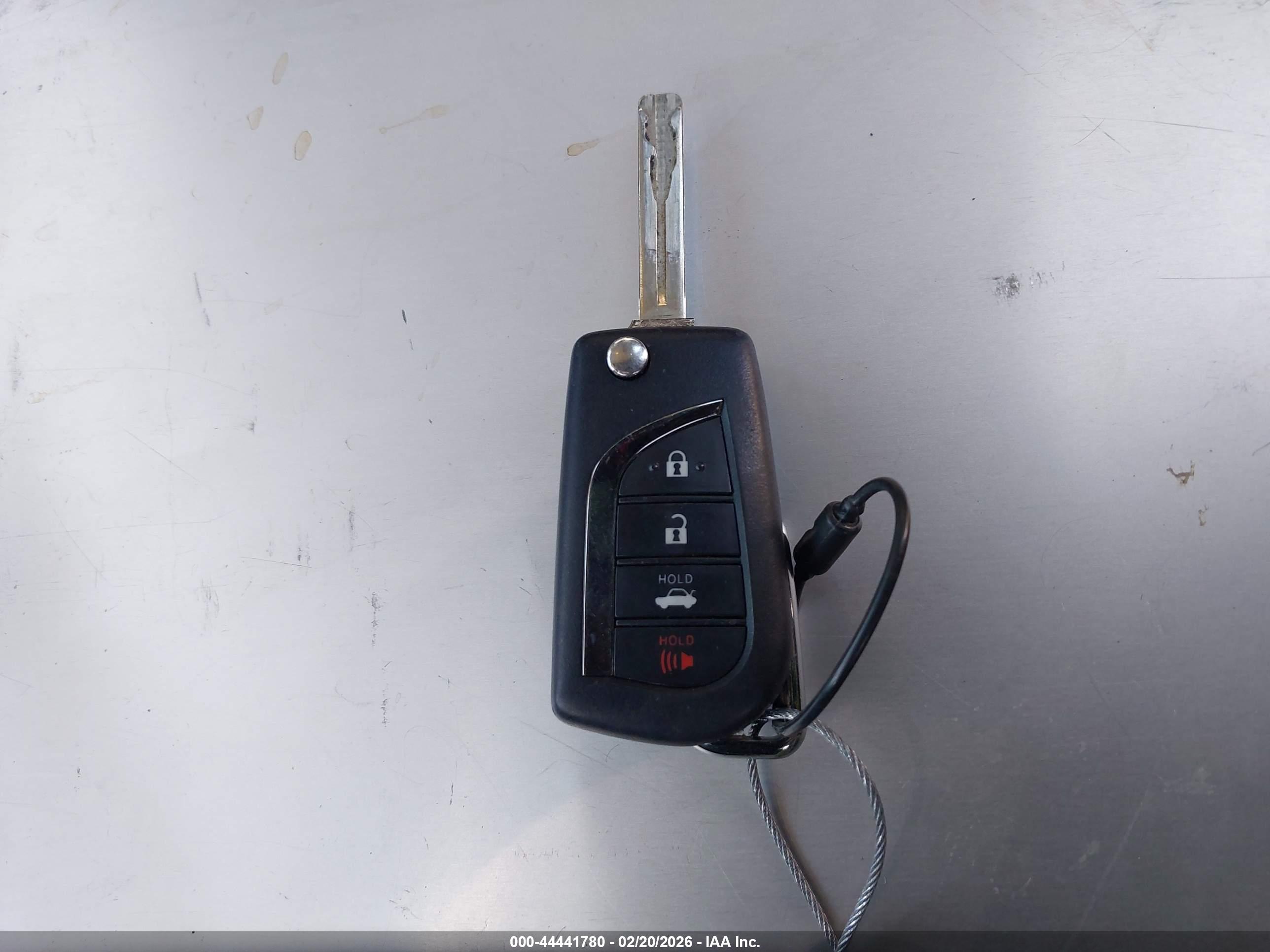 TOYOTA COROLLA image 11