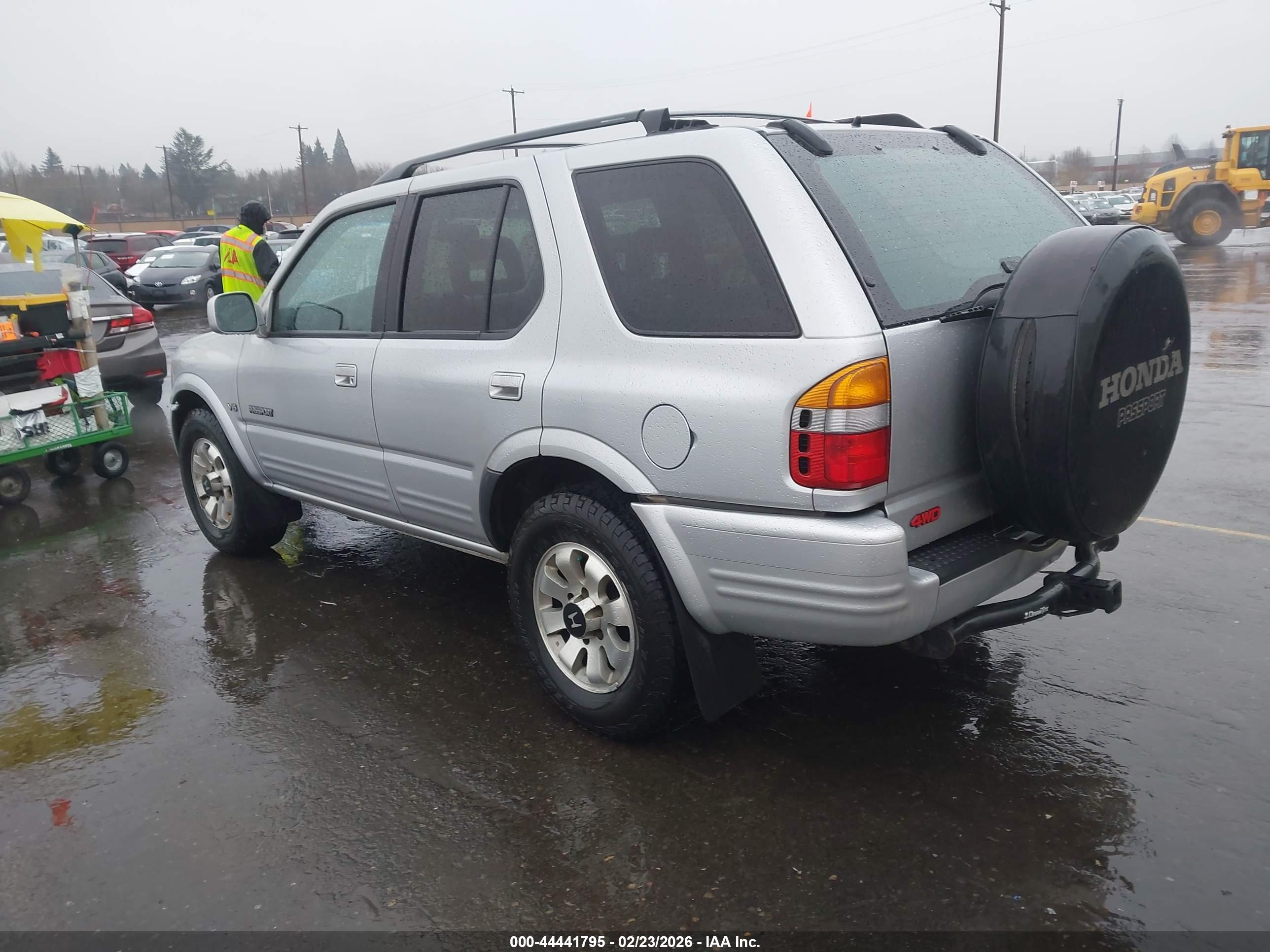 HONDA PASSPORT image 3