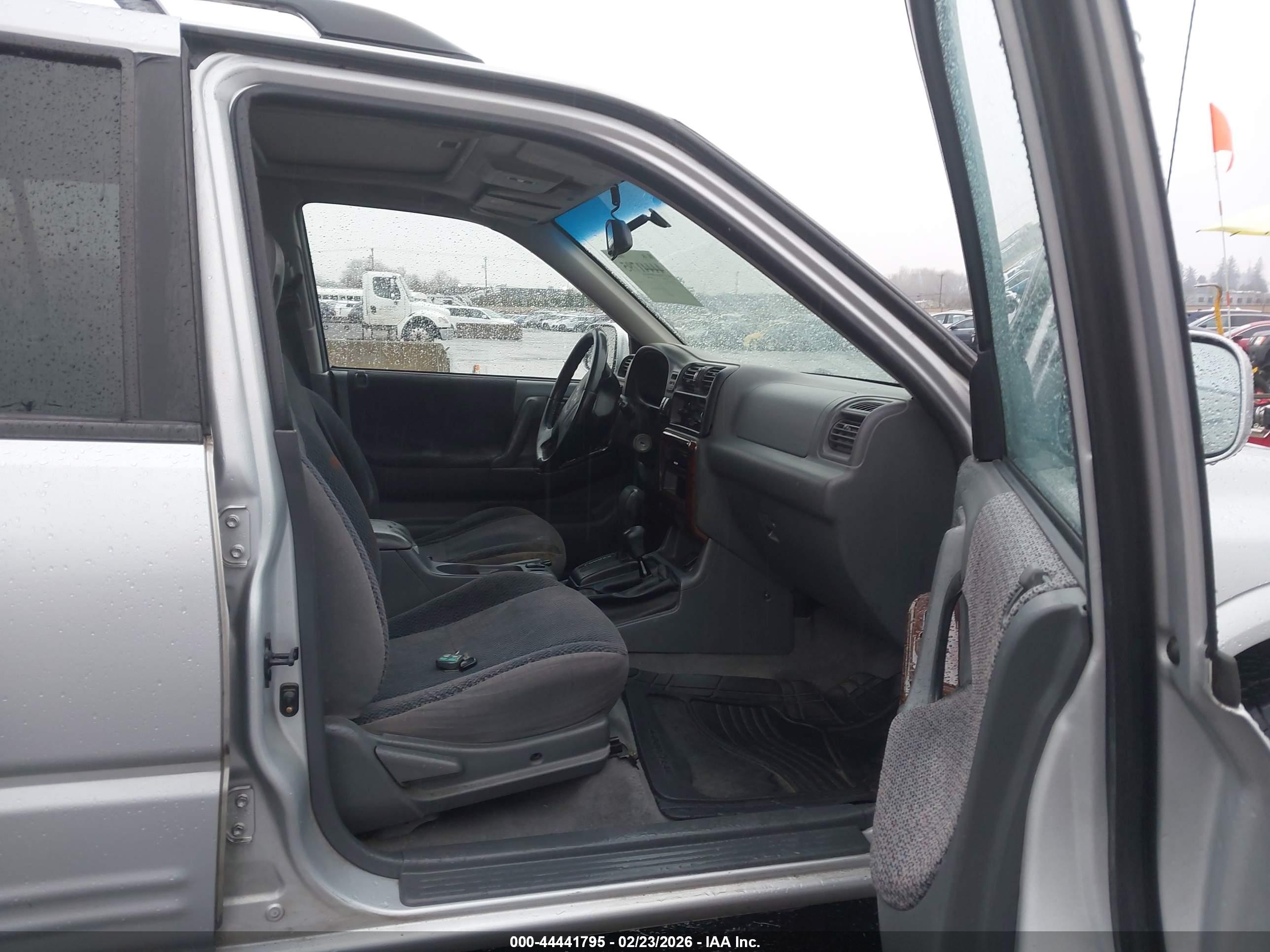 HONDA PASSPORT image 5
