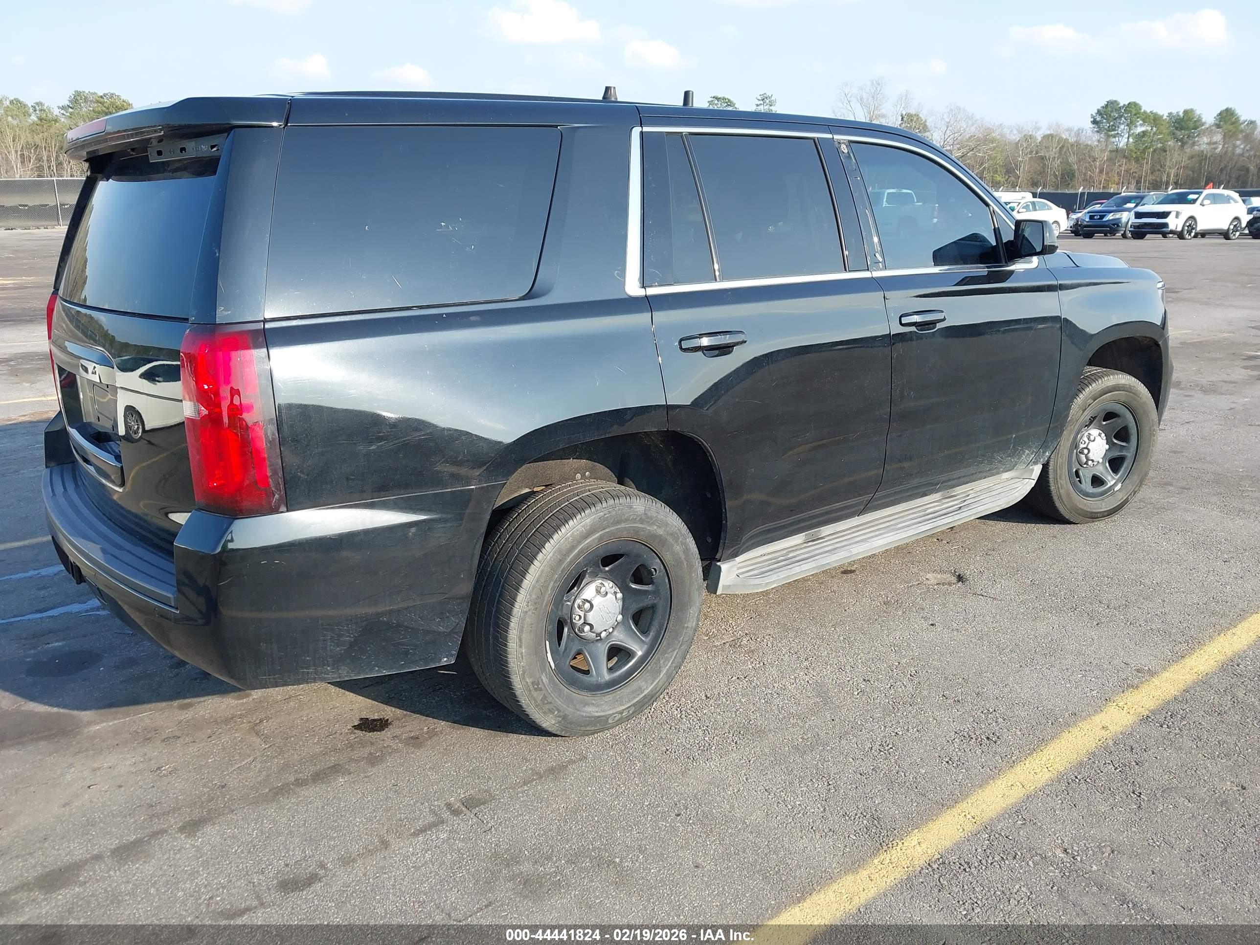 CHEVROLET TAHOE image 4