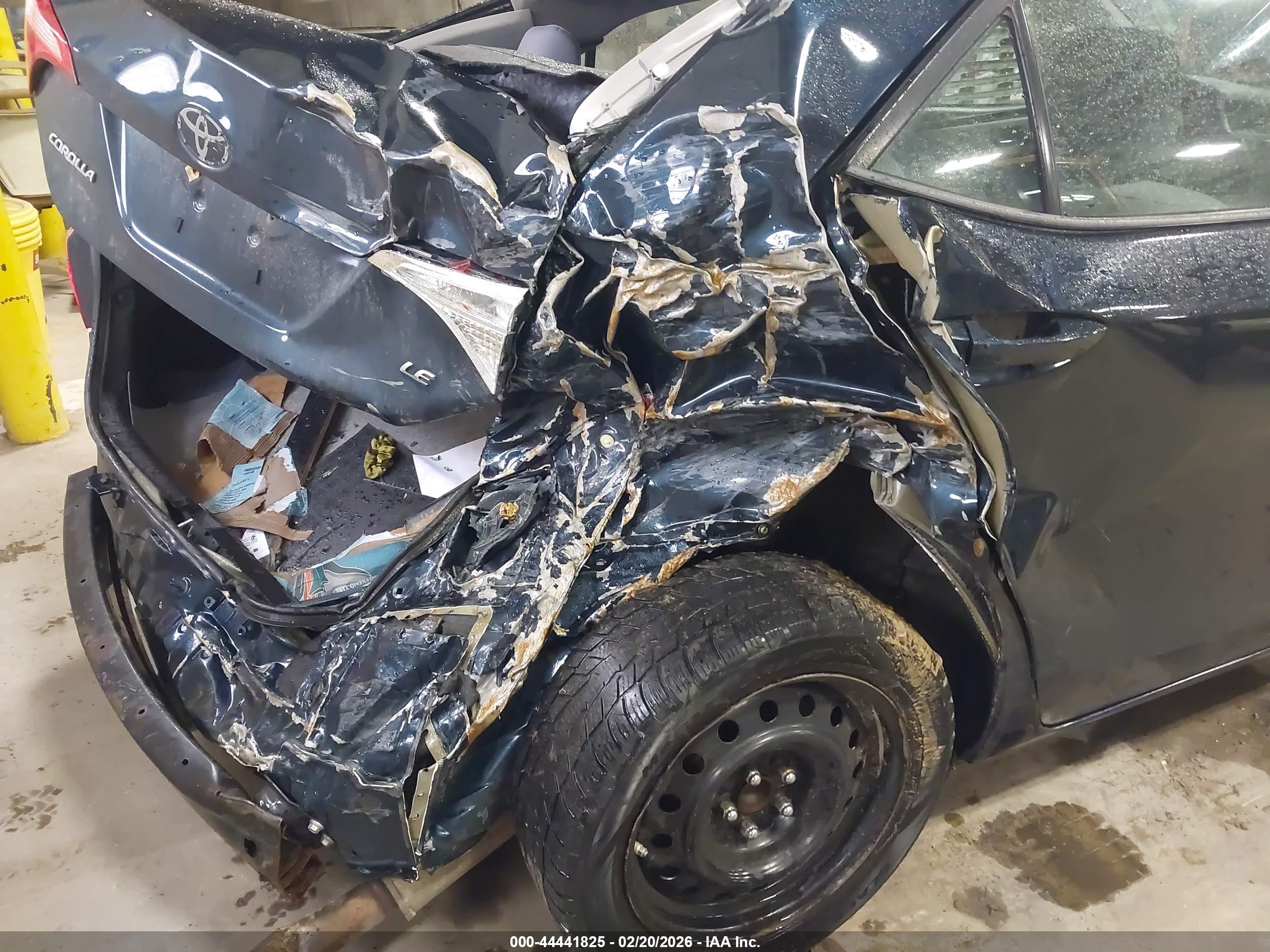 TOYOTA COROLLA image 6