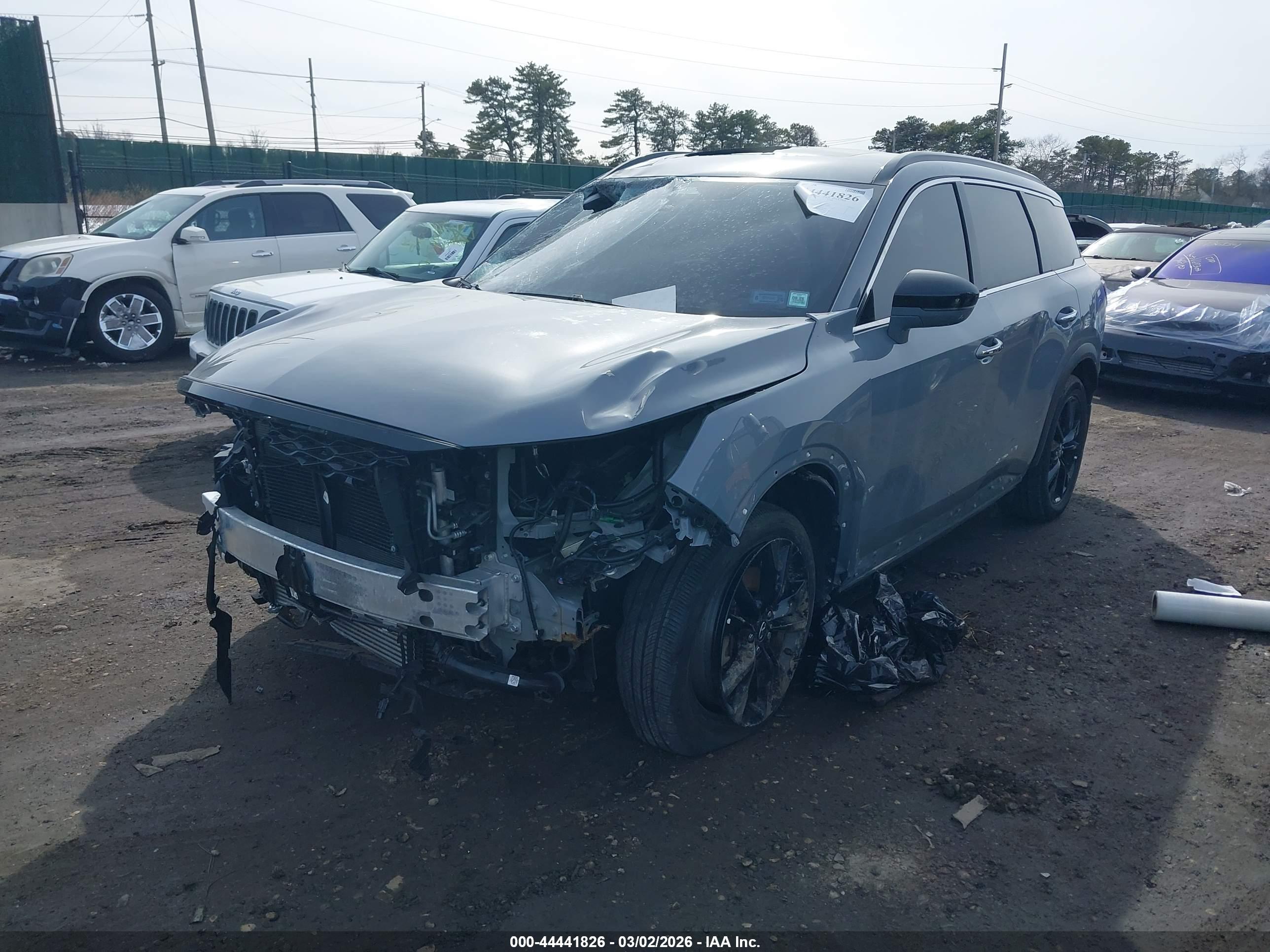 INFINITI QX60 image 2