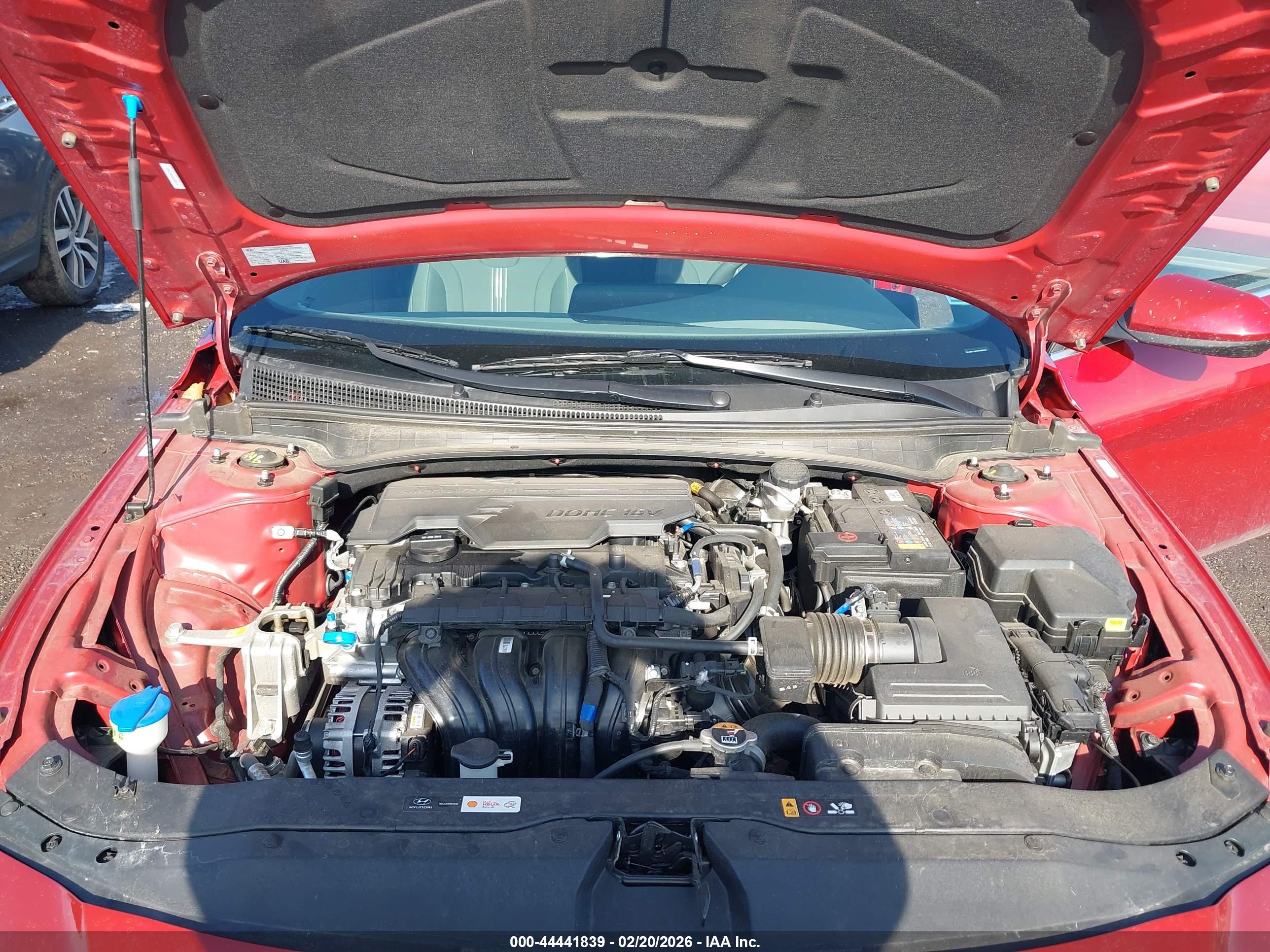 HYUNDAI ELANTRA image 10