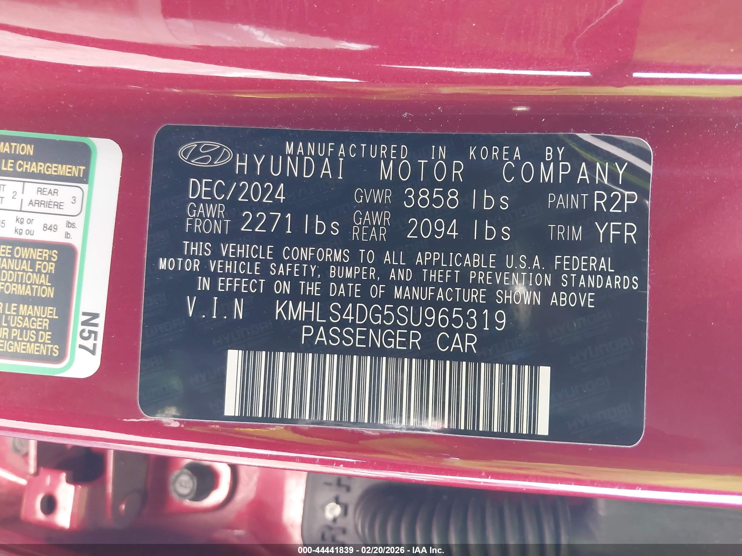 HYUNDAI ELANTRA image 9