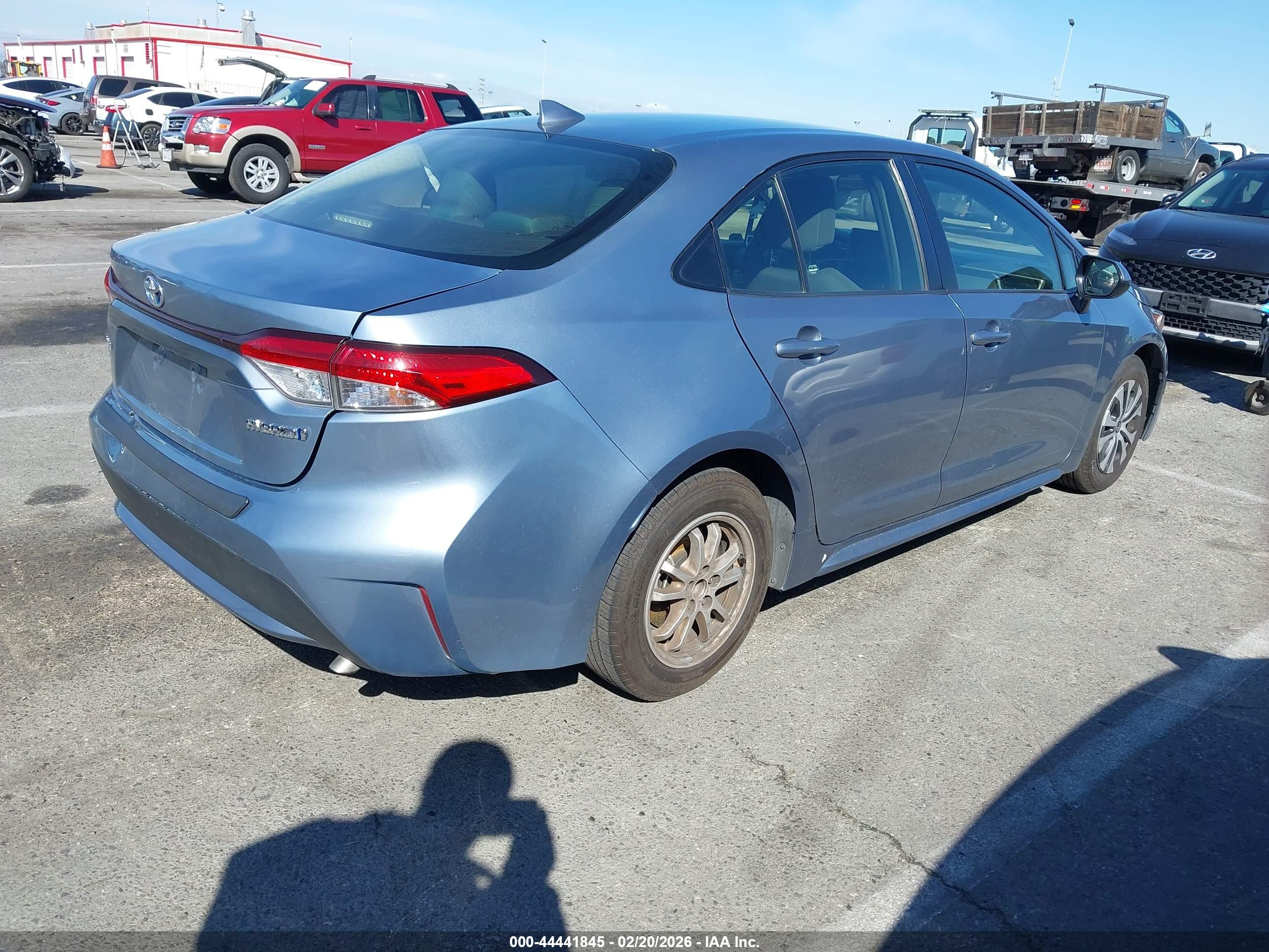 TOYOTA COROLLA image 4