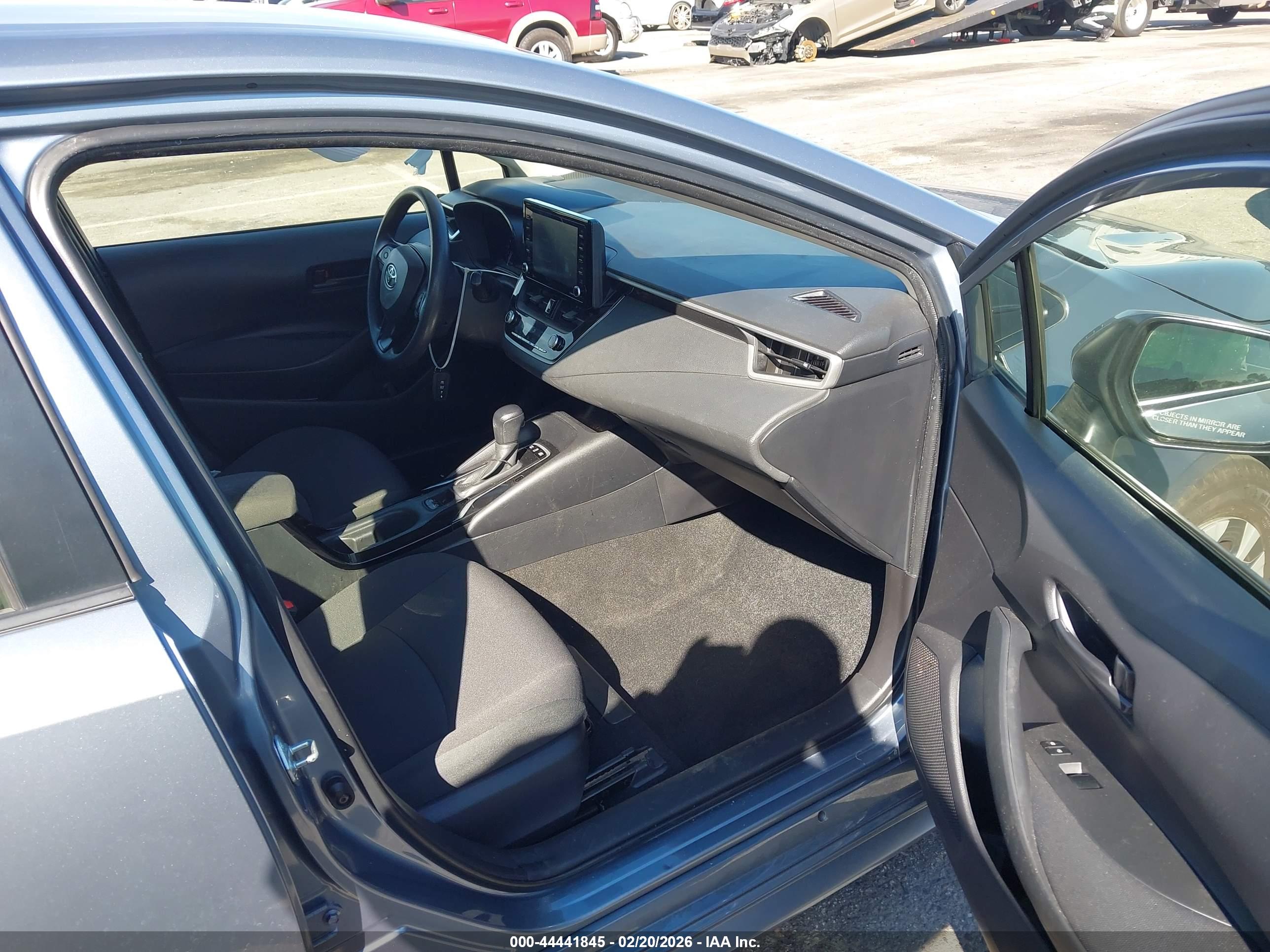 TOYOTA COROLLA image 5